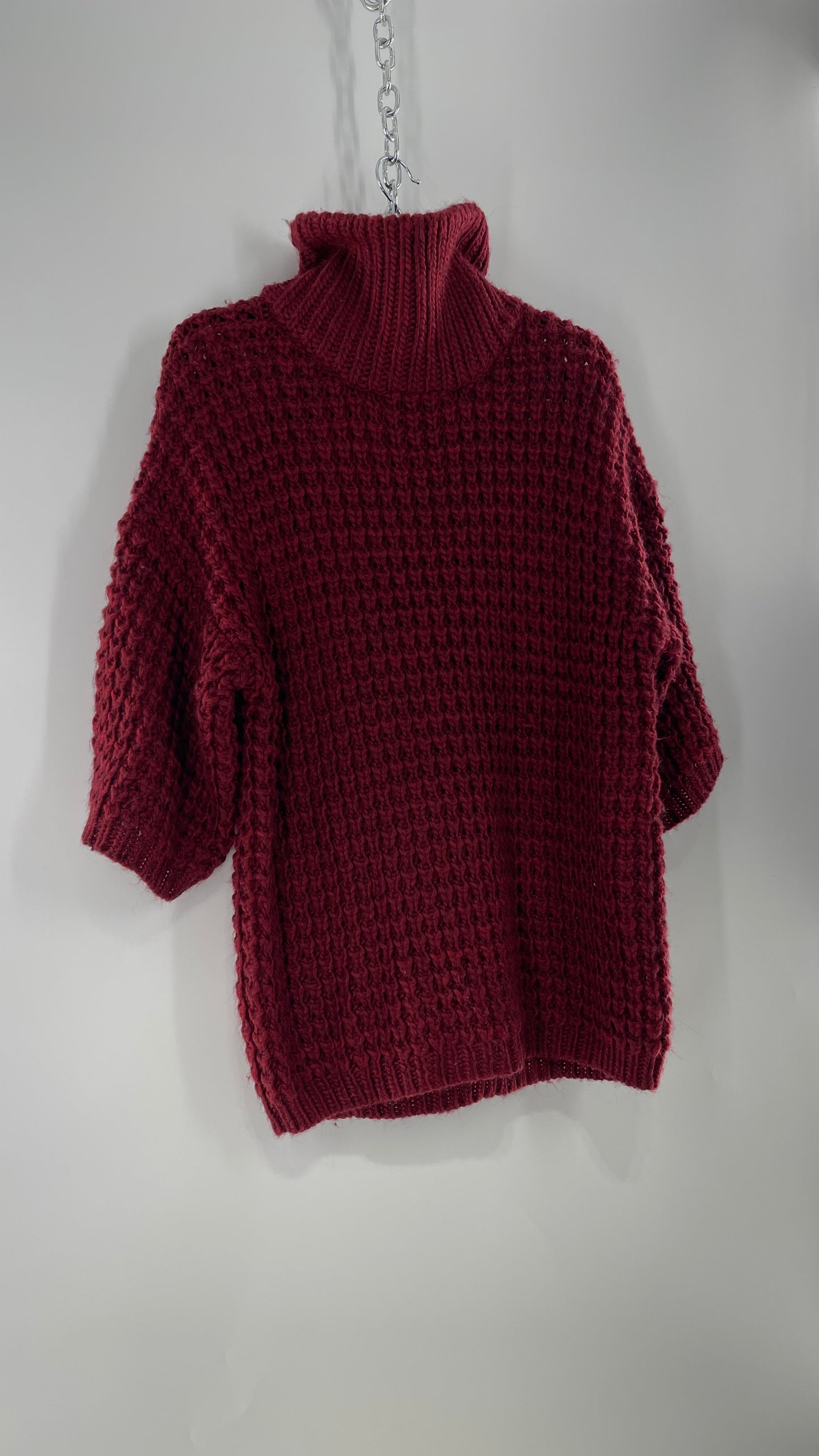 Anthropologie Thick Knit Burgundy/Maroon Short Sleeve Slouchy Turtle/Mock Neck Sweater (Large)
