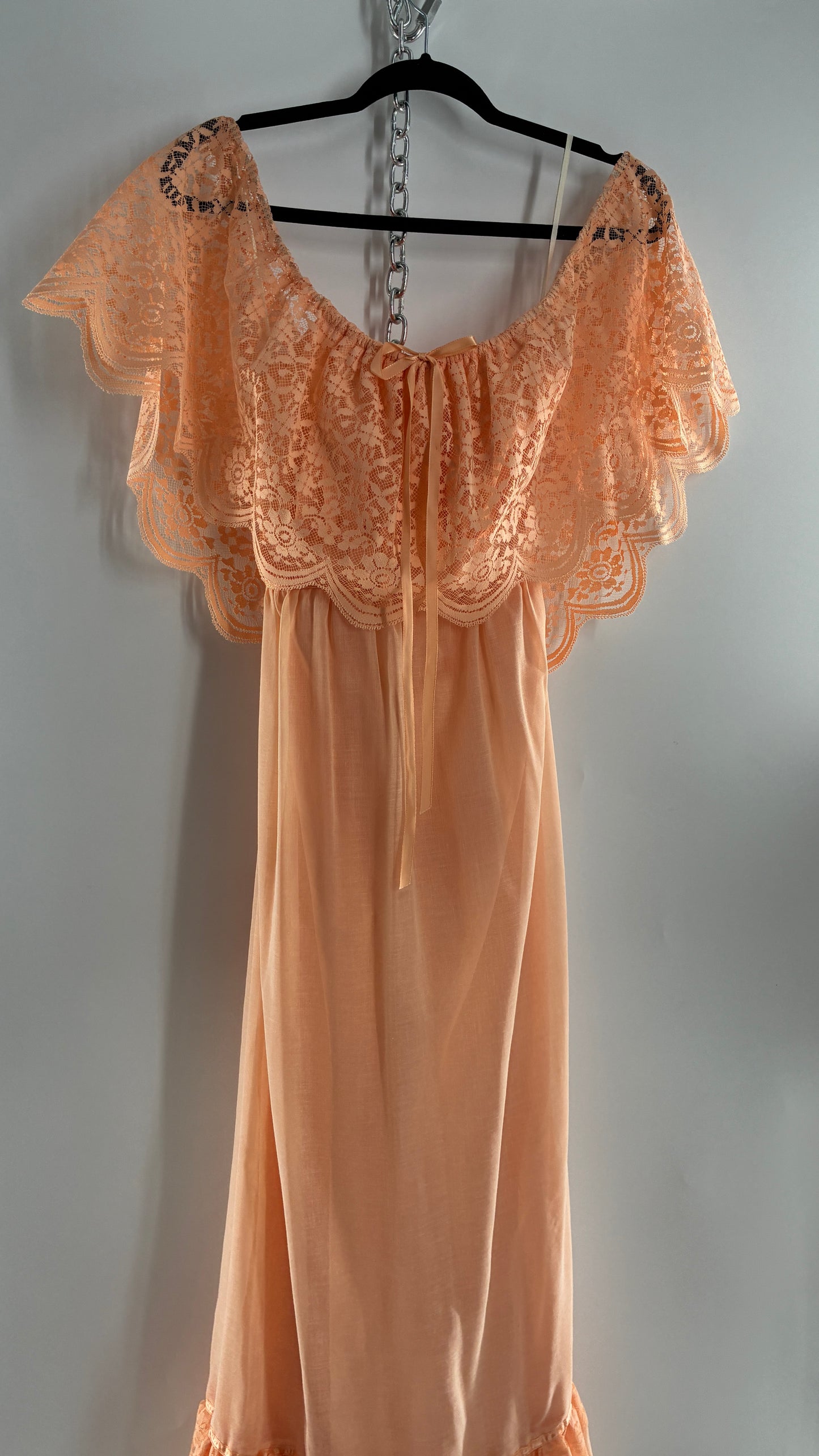 Vintage 1960s Ruffled Off the Shoulder Peach Full Length Voluminous Gown with Tie Back (9/10)