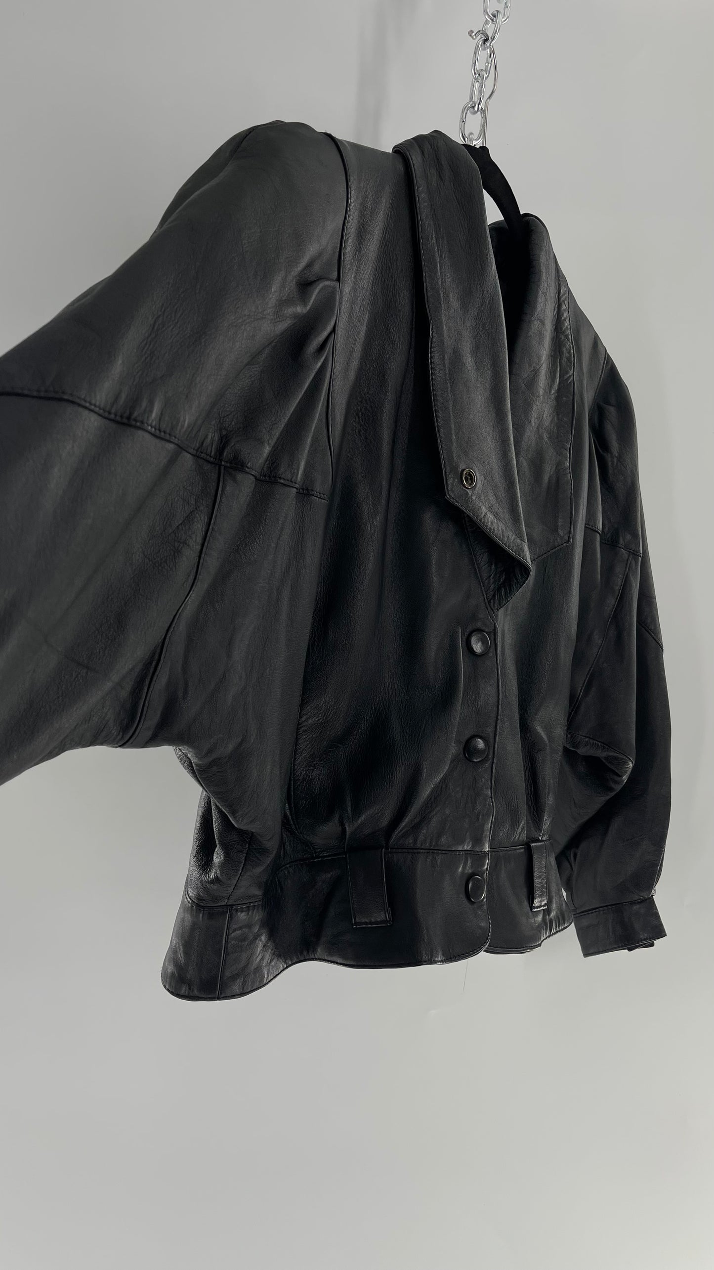 Vintage Black Leather Cropped Motorcycle Jacket (Medium)