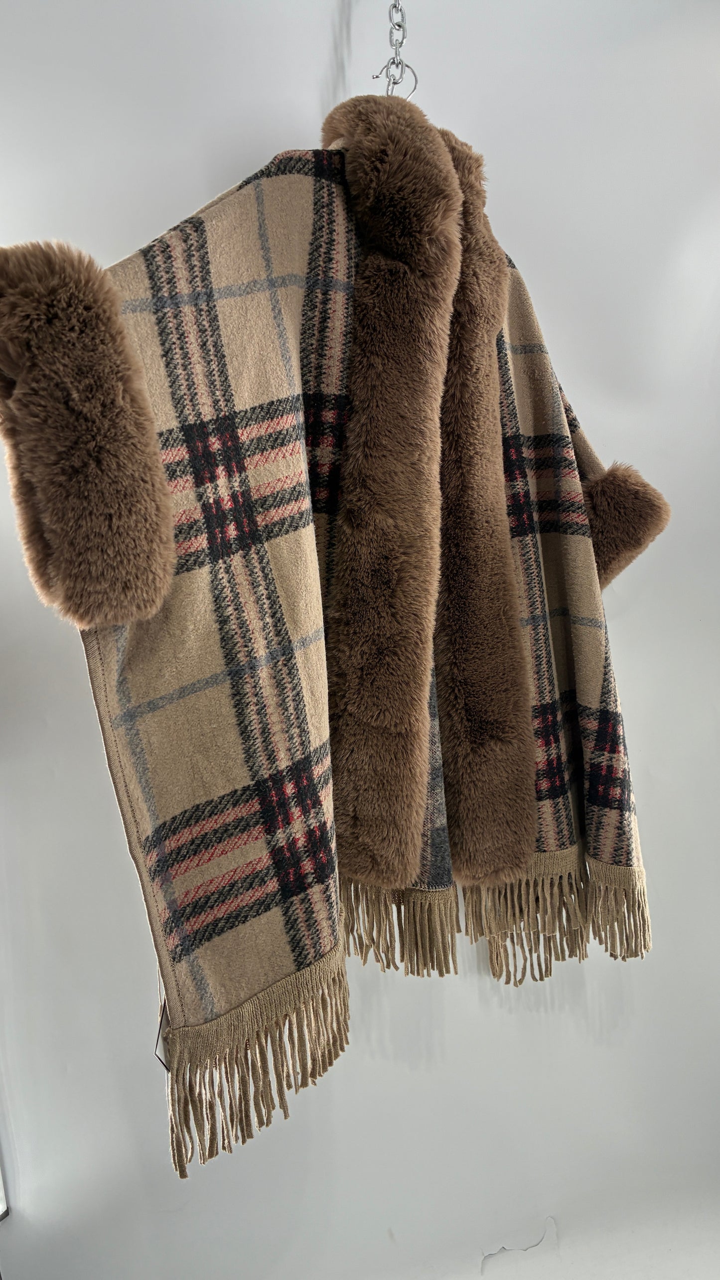 FADIVO NEW YORK Plaid Taupe Cape with Fur Trim and Tags Attached (OS)