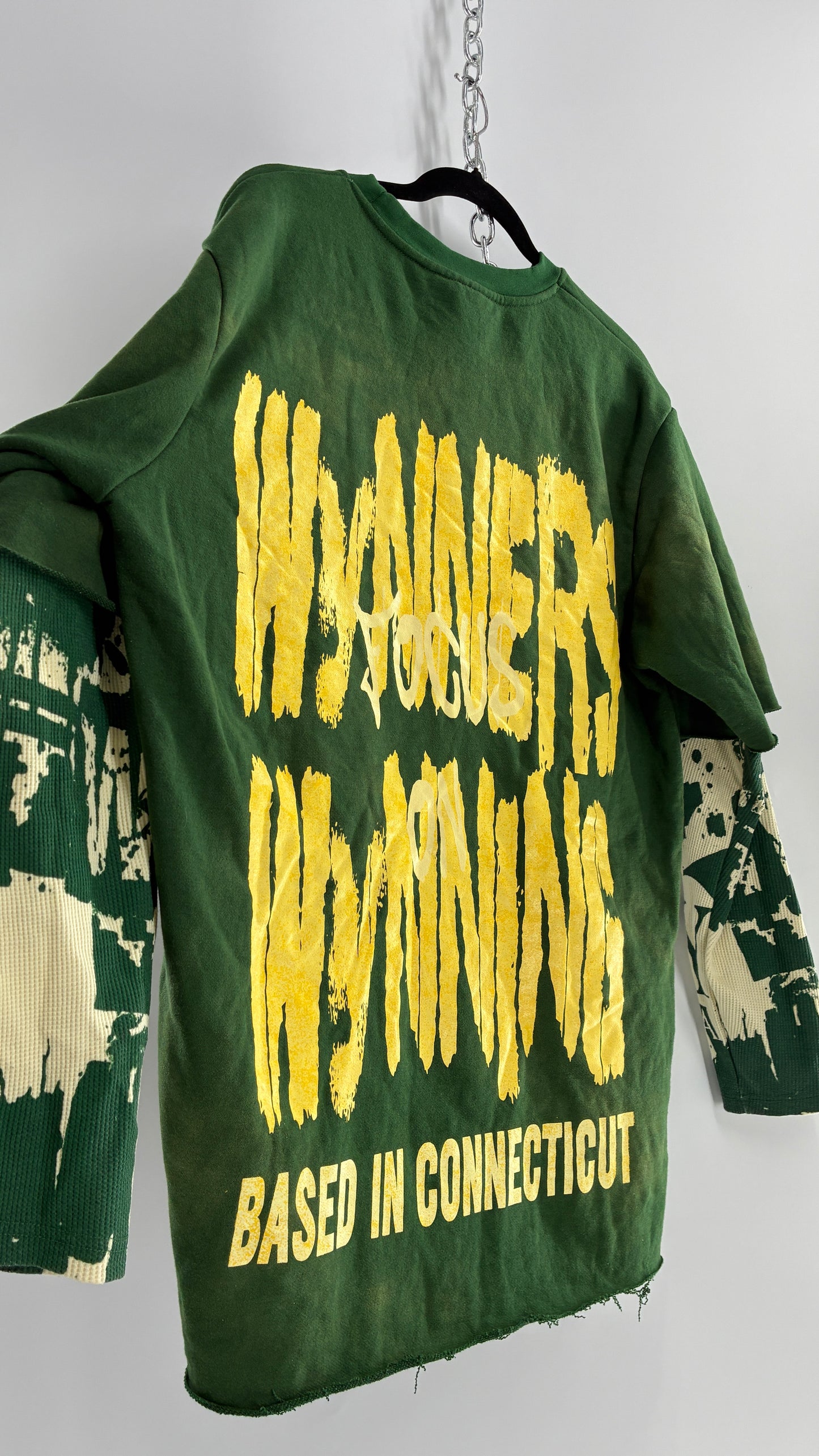 WYN Green Paint Splattered Henley/Baggy T Shirt Men’s Long Sleeve (XXXL)