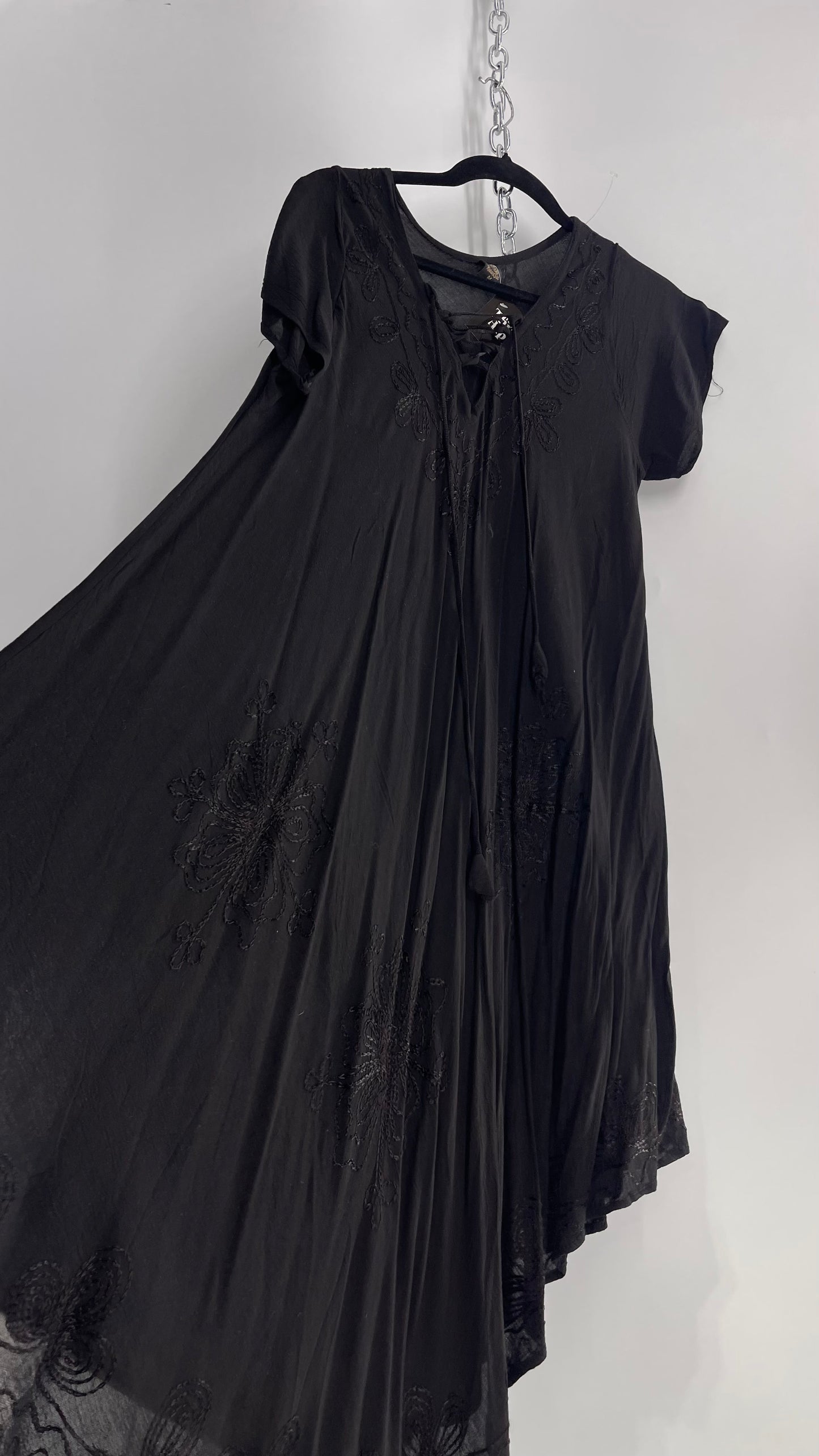 Vintage Voluminous Black Embroidered Goth Fairy Dress (Medium)