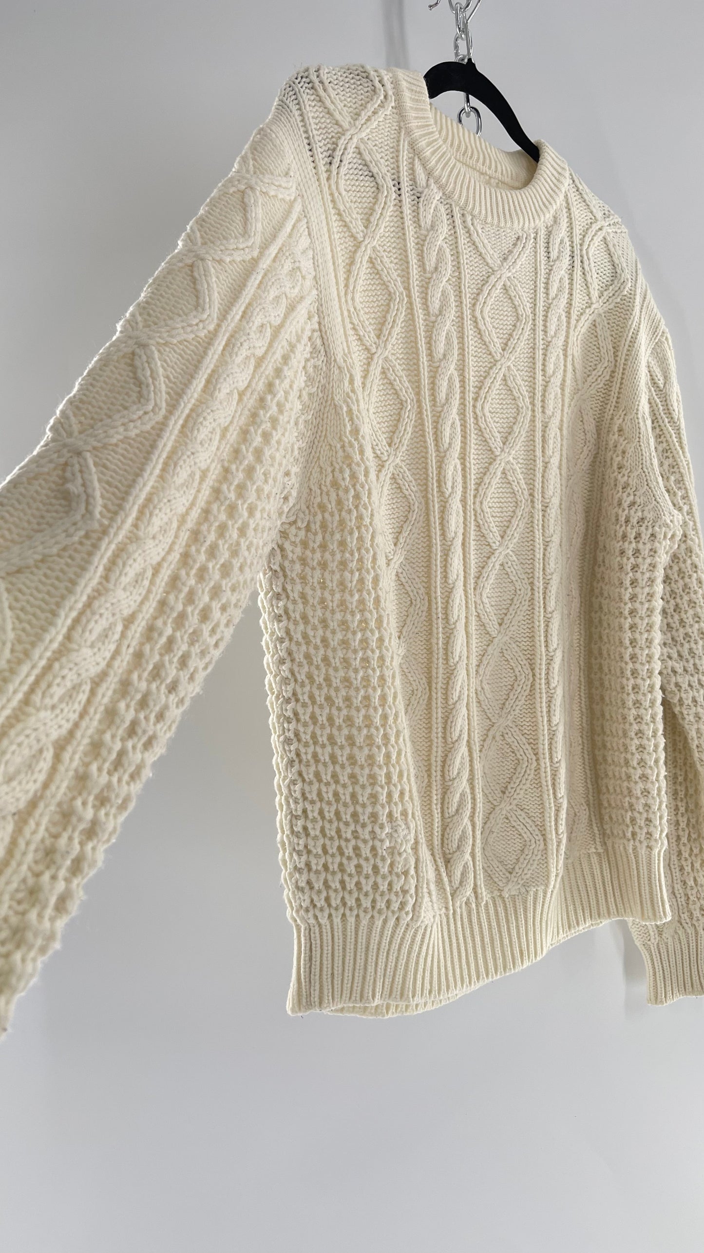 Vintage Ivory Cableknit Slouchy Sweater (Large)