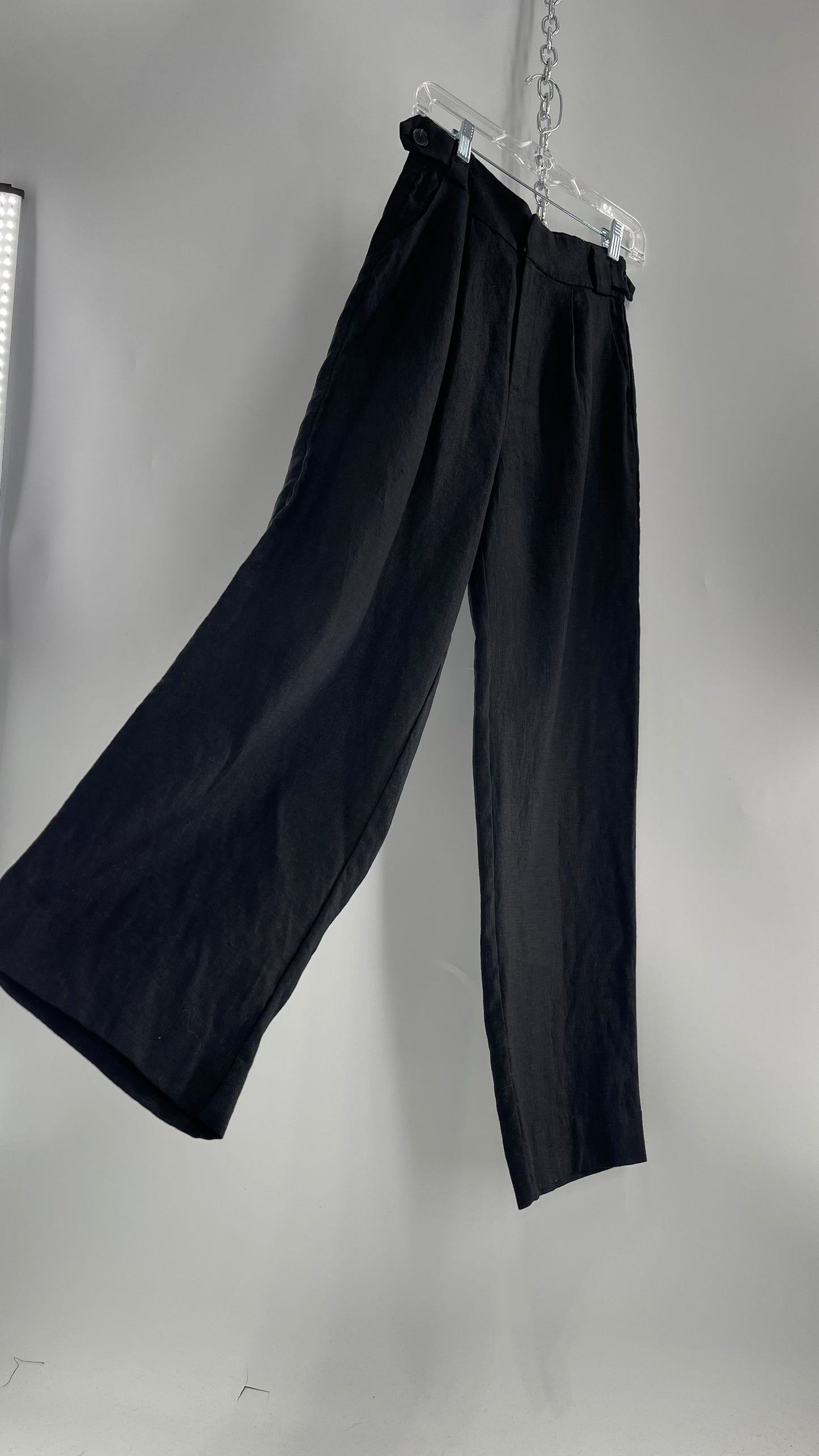 Thrills Black Thick Linen Trouser with Side Buttons and Pleating (4)