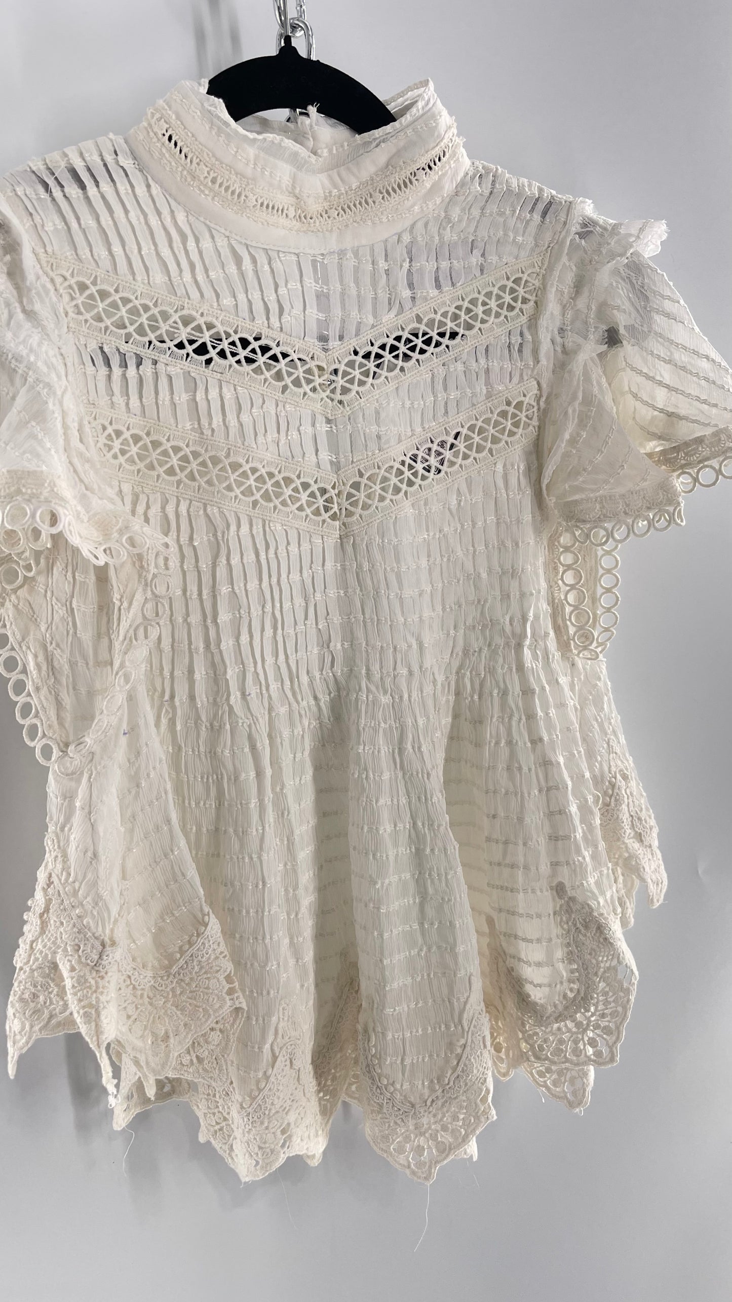 Kimchi Blue White 68% Viscose 32% Cotton Romantic Blouse with High Neck, Textured Body, and Scalloped Lace Hem and Sleeves (Small)