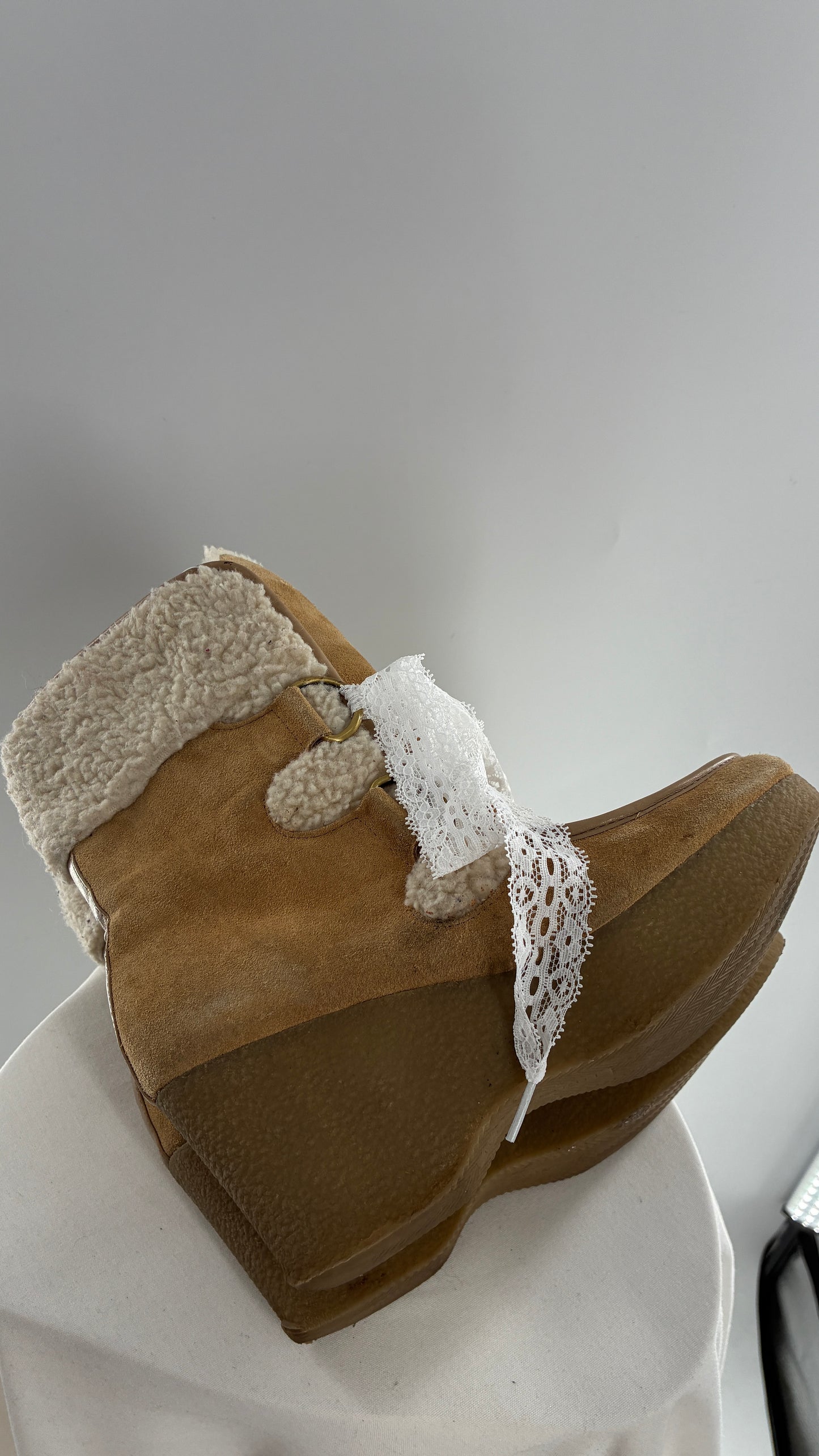 Vintage TOMMY GIRL Suede Leather Wedge Heels with Sherpa Details and Lace Trim Laces (8)