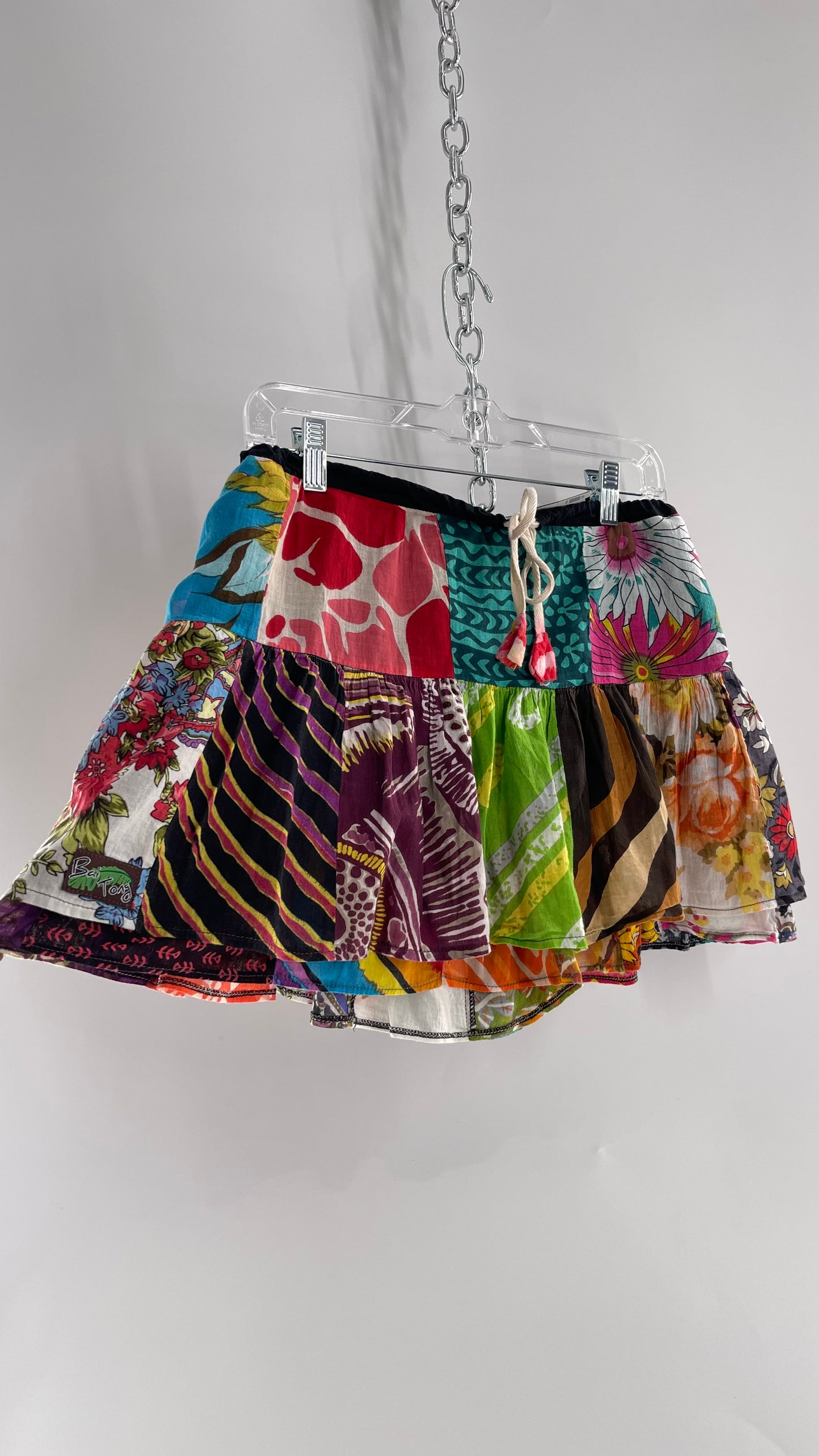 Vintage Bai Tong Tropical Patchwork Shorts/Skort (Medium)