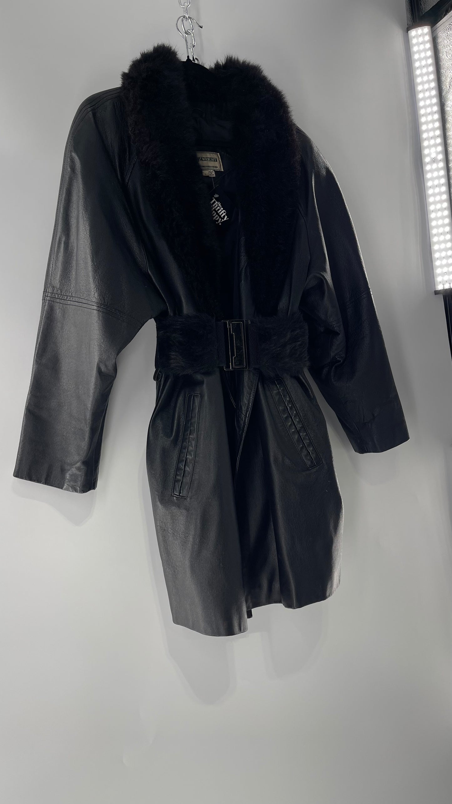 FITZWRIGHT Vintage Black Leather Coat with New Zealand Opposum Fur Collar and Faux Fur Belt (C)(Large)