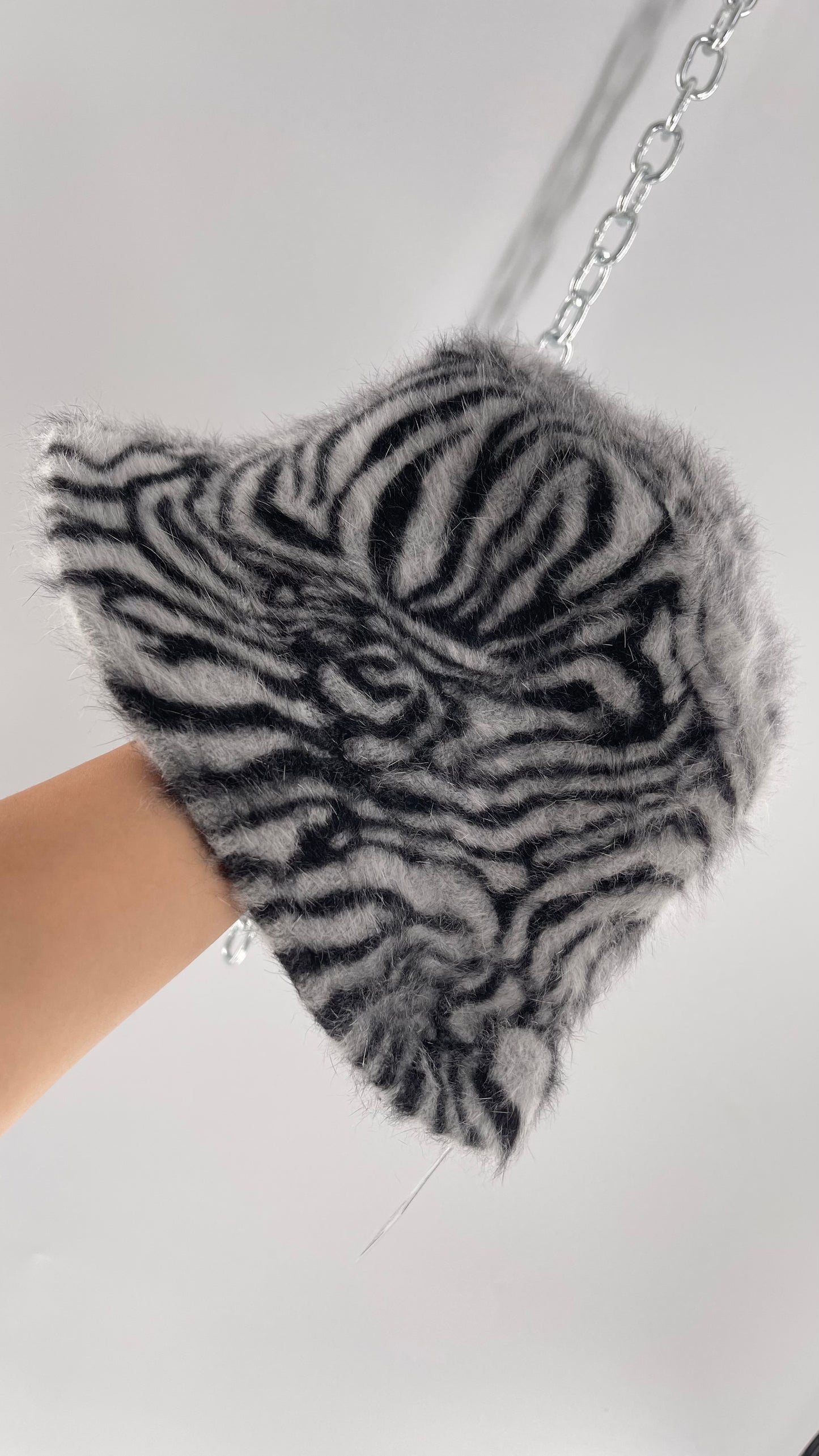 Vintage Designer Filippo Catarzi 80% Angora Zebra Printed Bucket Hat