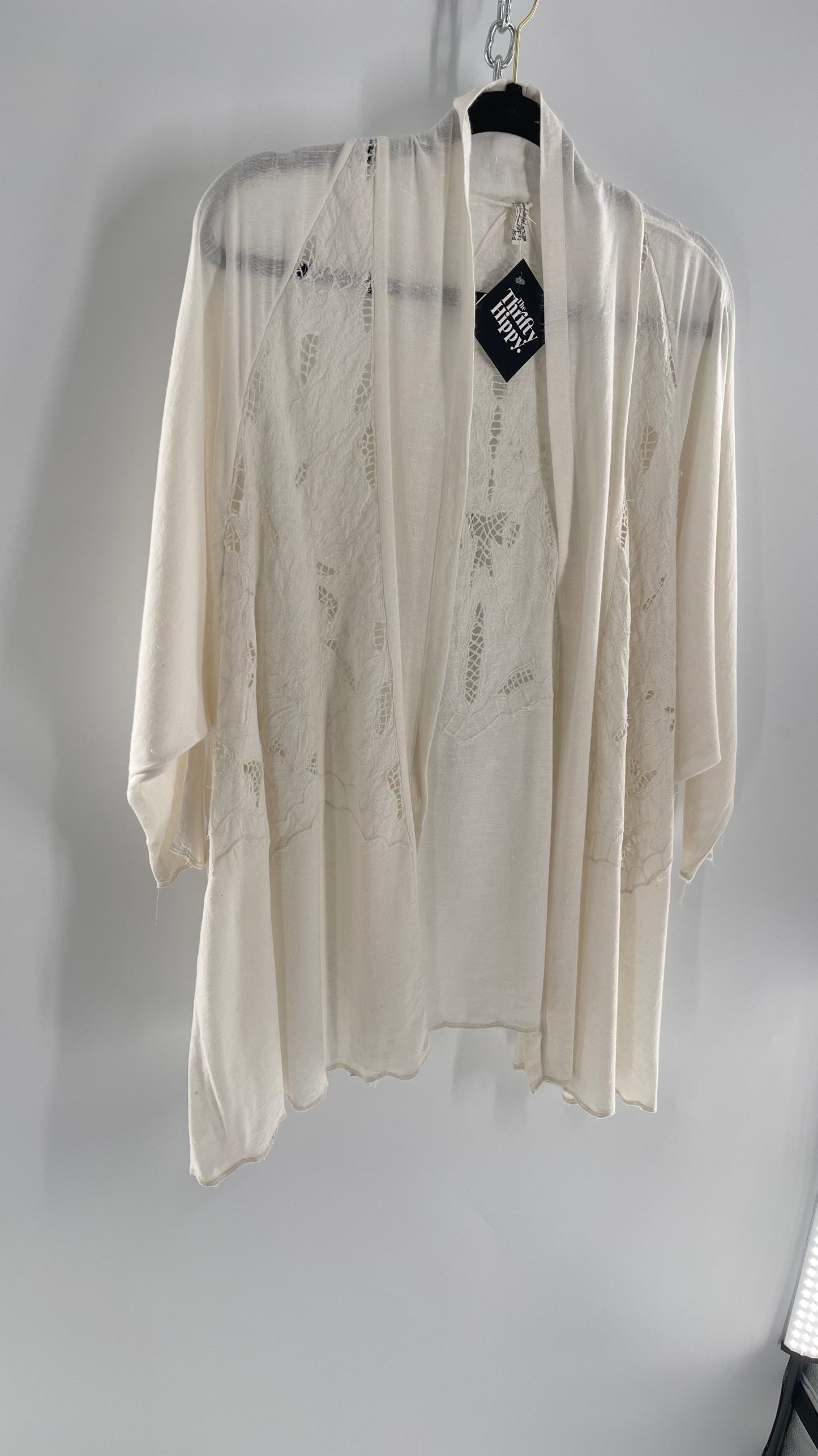 Intimately Free People Linen/Cotton White Cape with Embroidery Design (Medium)