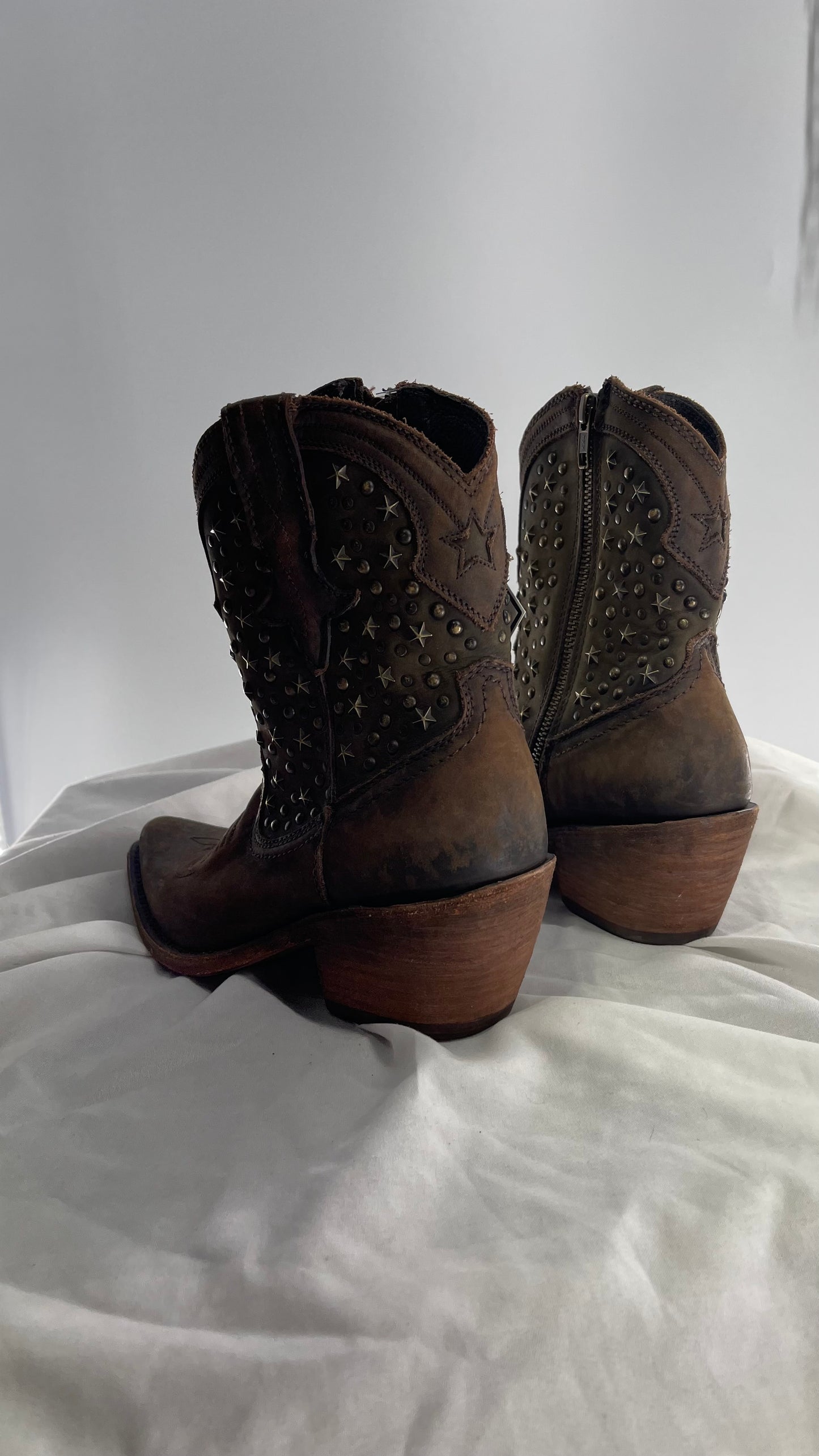 LIBERTY BLACK Handmade in Mexico Leather Cowboy Boots with Star Studs (7.5)