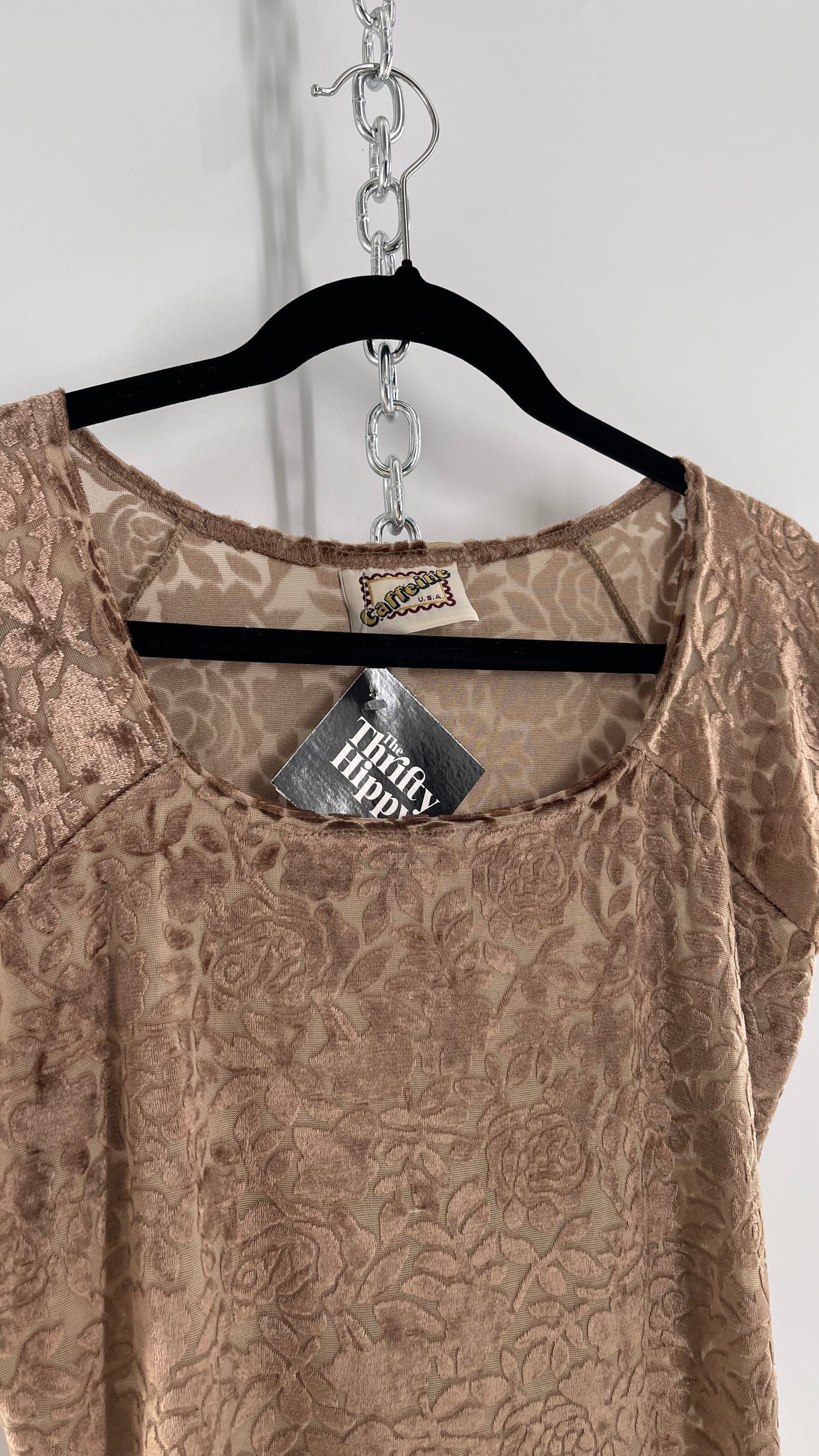 Caffeine Tan/Champagne Velvet Rose Short Sleeve (Medium)
