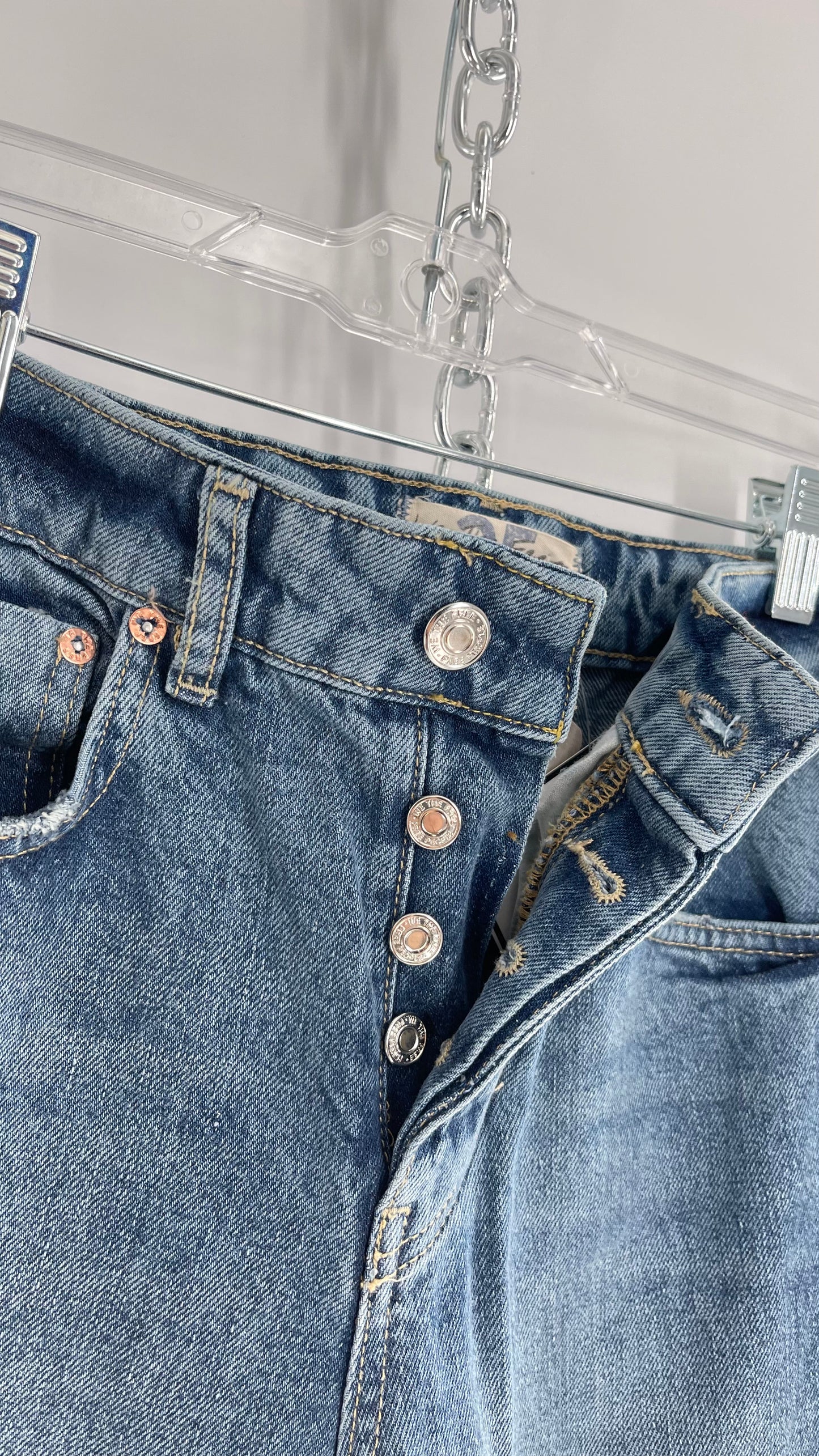 Free People Light Wash Straight Leg Jeans with Distressed Hem, Double Pockets and White Paint with Tags Attached (25)