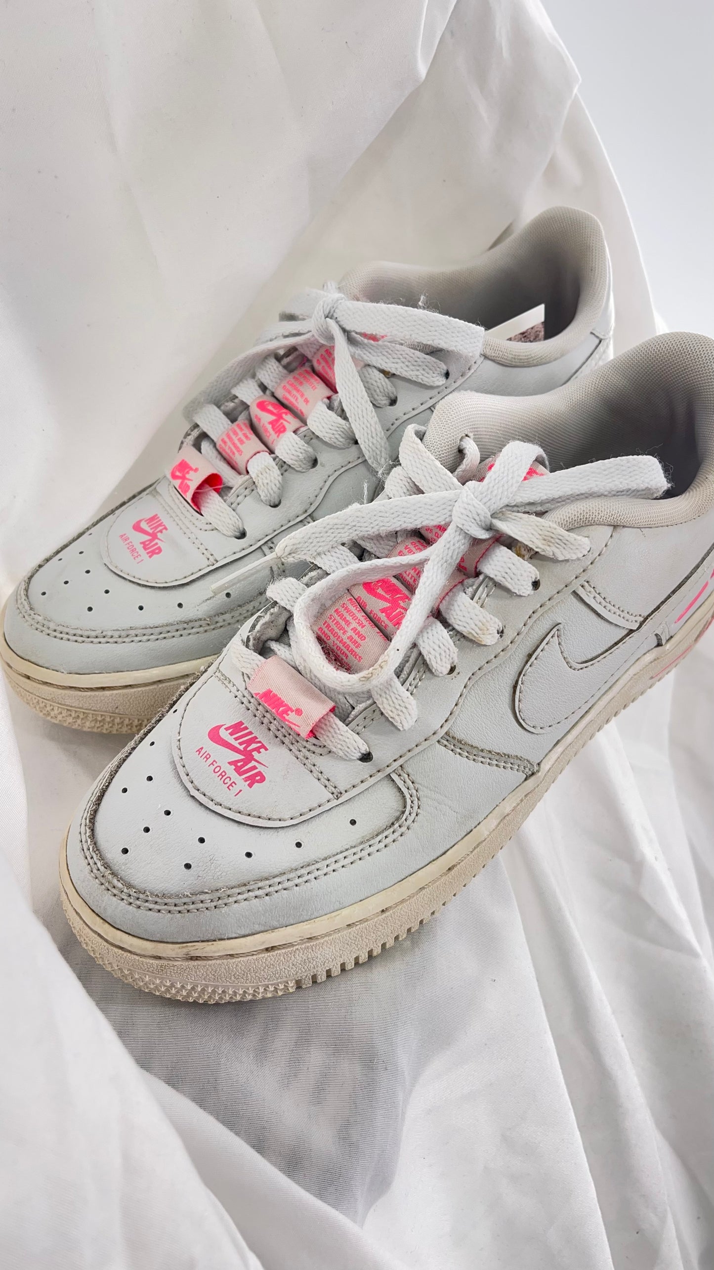 Custom Nikes Worn White with Tags on Laces and Neon Pink Details (4Y)