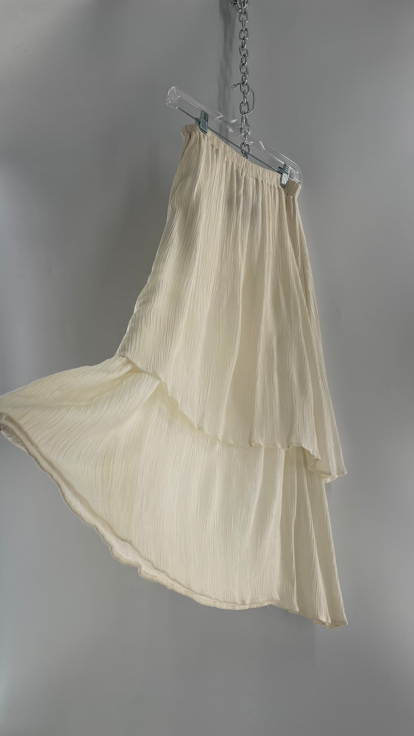 Vintage Barbara Lesser for Felicity Crimped Layered/Tiered Off White Skirt (M)
