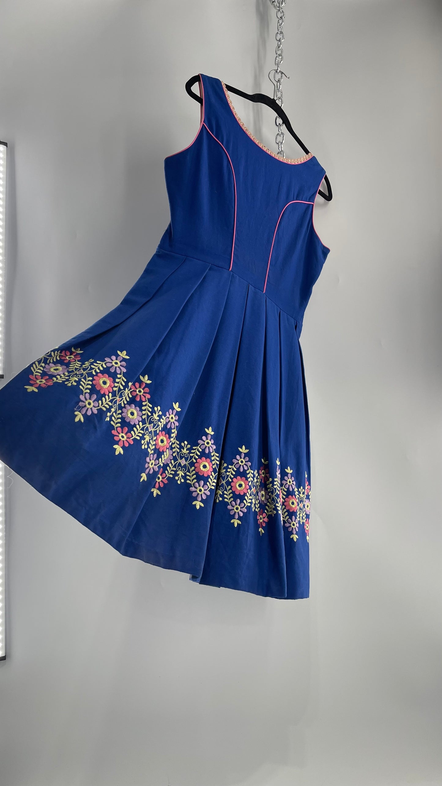 Vintage 1970s Spitzing Modell Wilhelm Picherer Hohenkirchen Traditional German Hand Embroidered Royal Blue Dress (M)