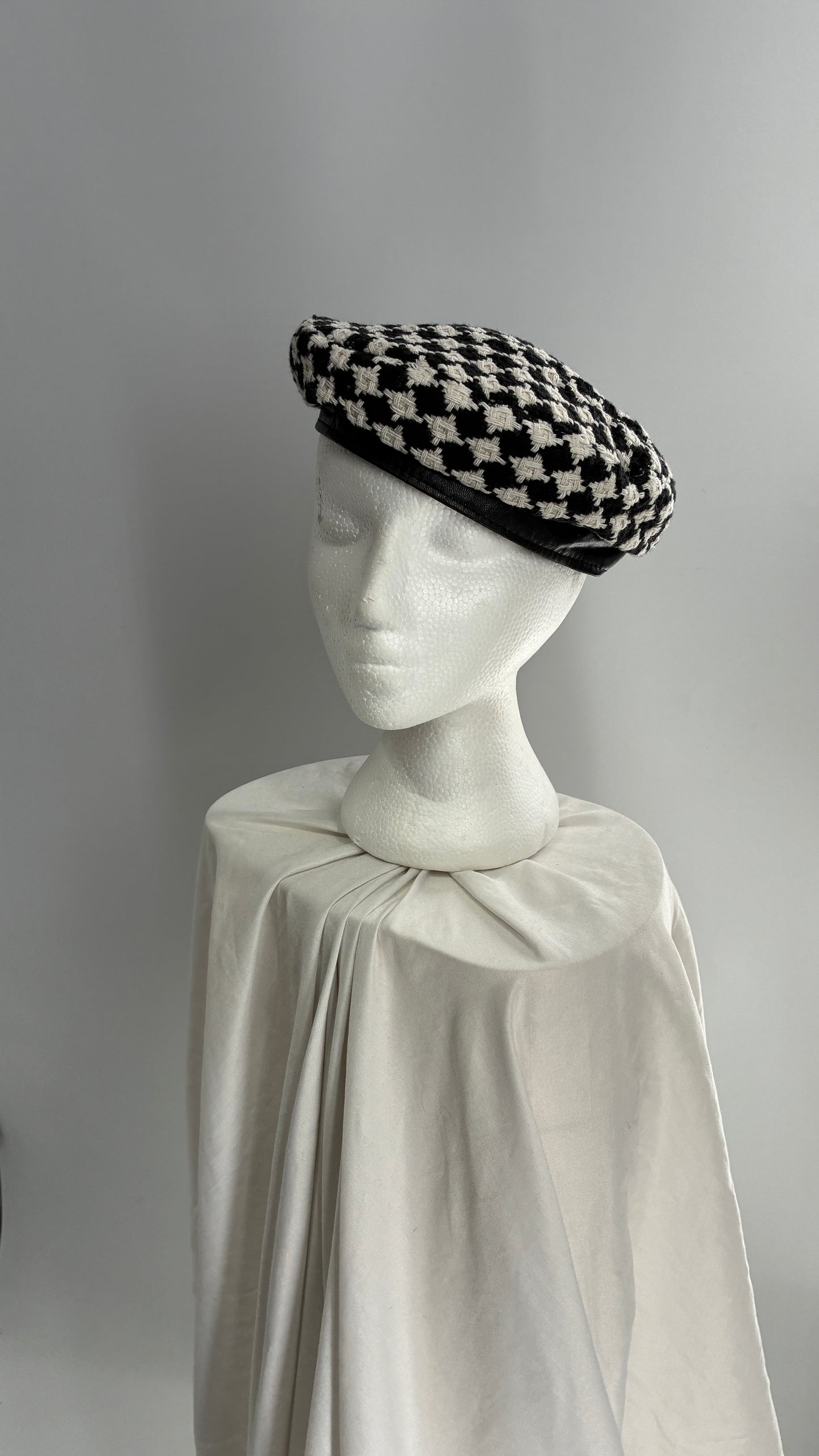 Black and White Knit Houndstooth Beret with Vegan Leather Band
