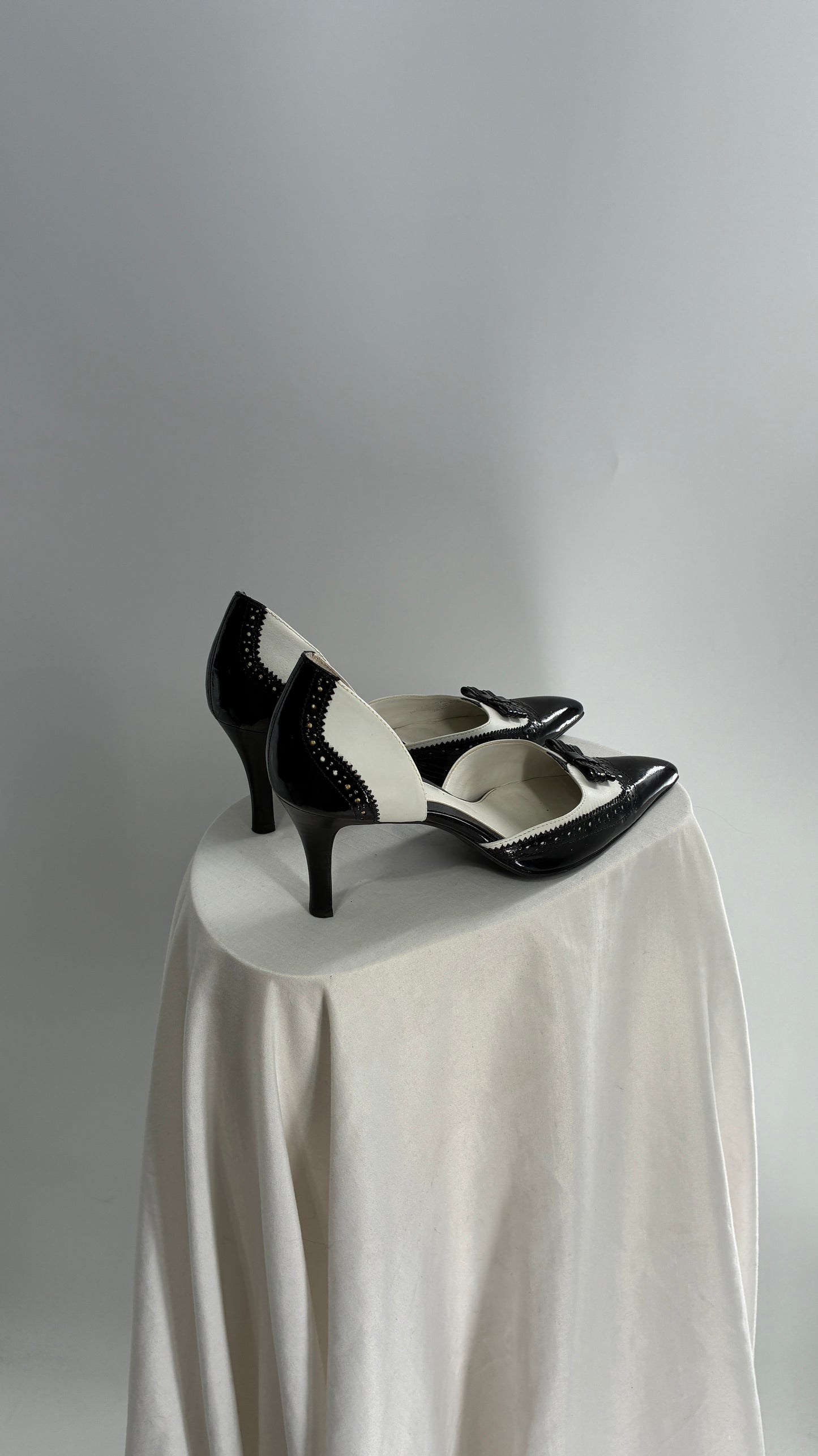 Vintage Franco Sarto Black and White Pointed Toe Tuxedo Heel (8)