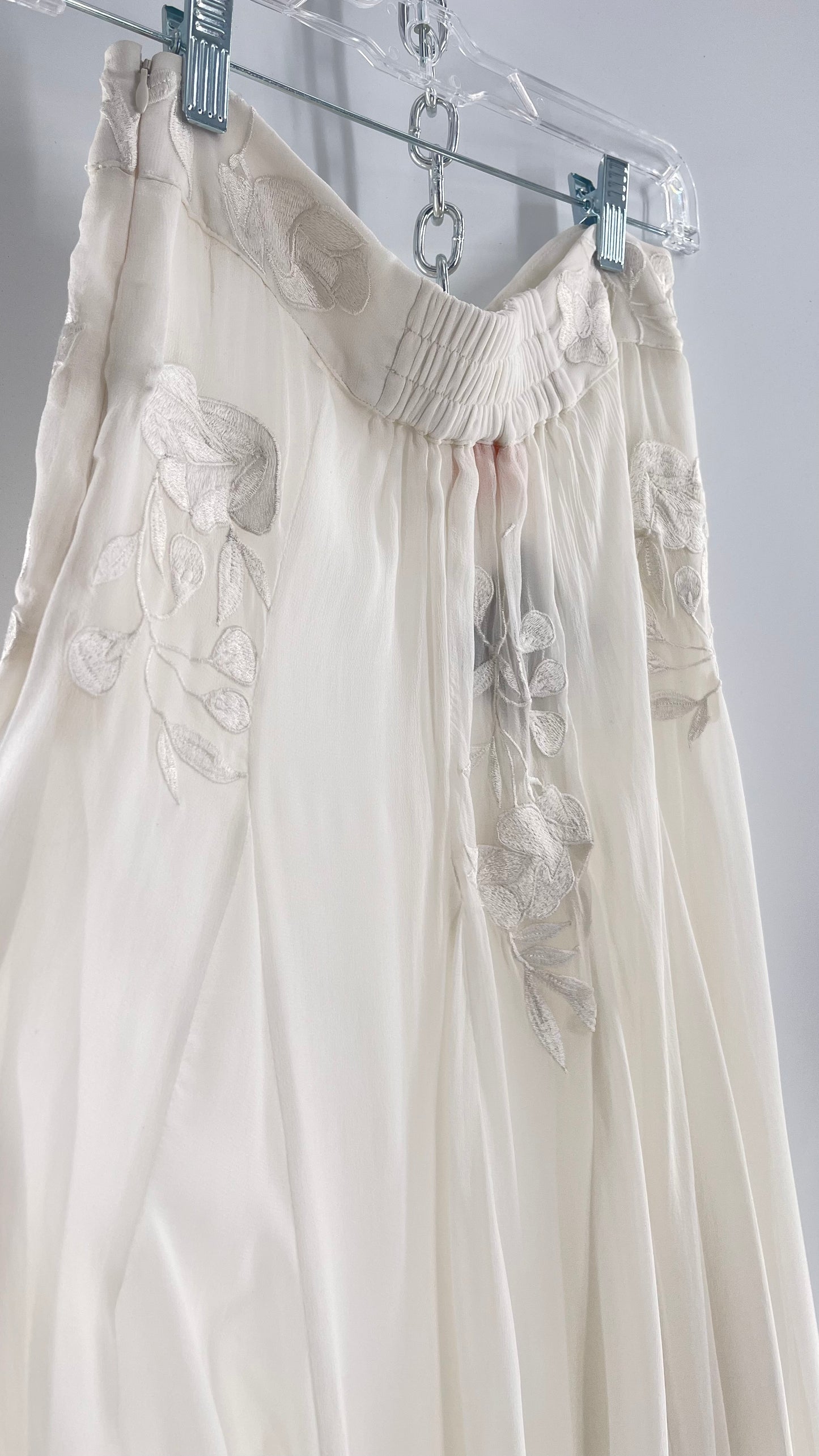 ROCOCO SAND White Hankerchief Hem Skirt with Embroidered Waistline (Medium)
