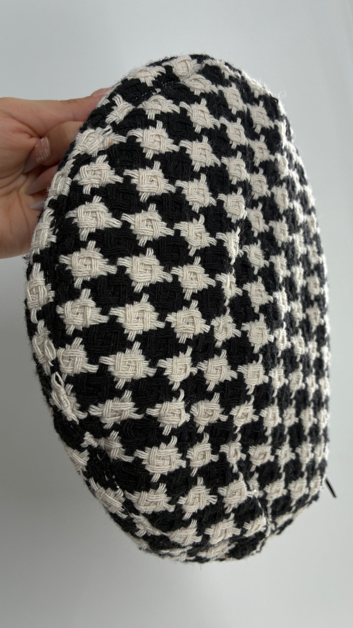 Black and White Knit Houndstooth Beret with Vegan Leather Band
