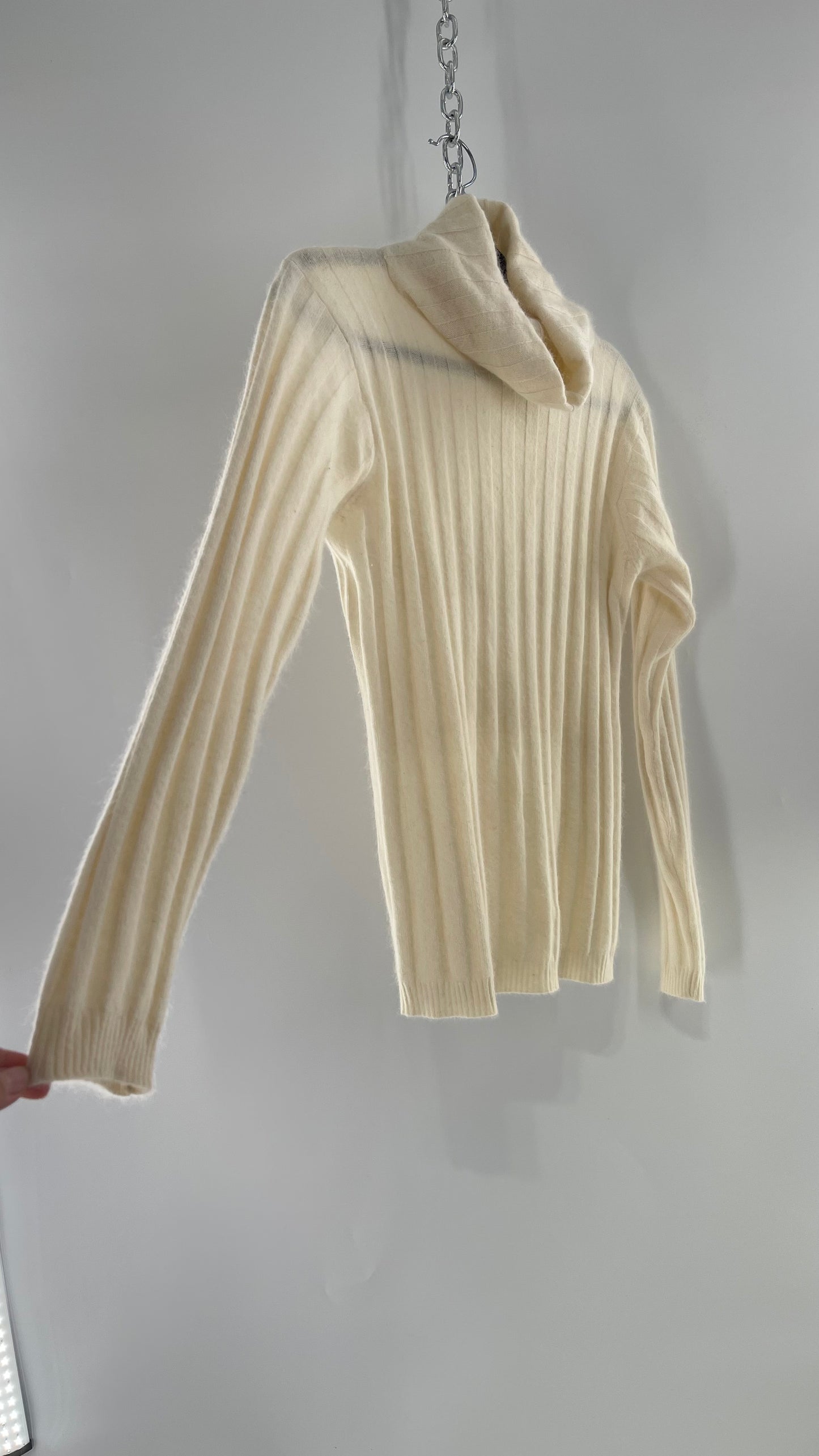 Vintage Ellen Tracy 70% Lamb Wool 20% Rabbit Turtle Neck Sweater (S)