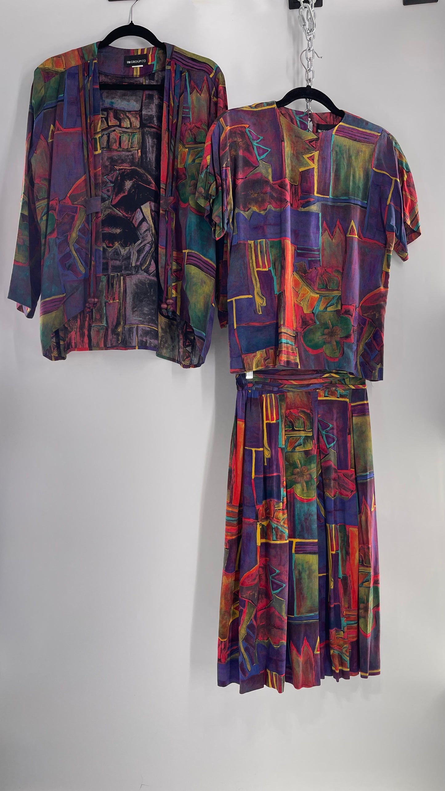 Vintage INGROUP LTD Abstract Art Girl 3pc Set -Skirt,T and Cape (2)