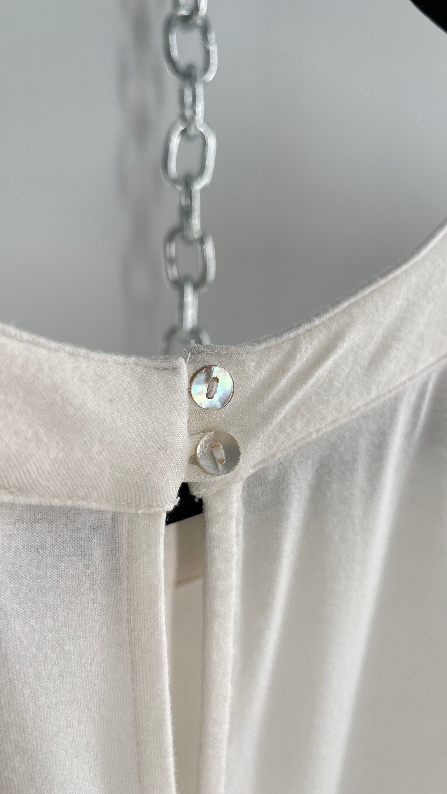 Anthropologie Eri + Ali White Embroidered Bat Wing Blouse (Medium)
