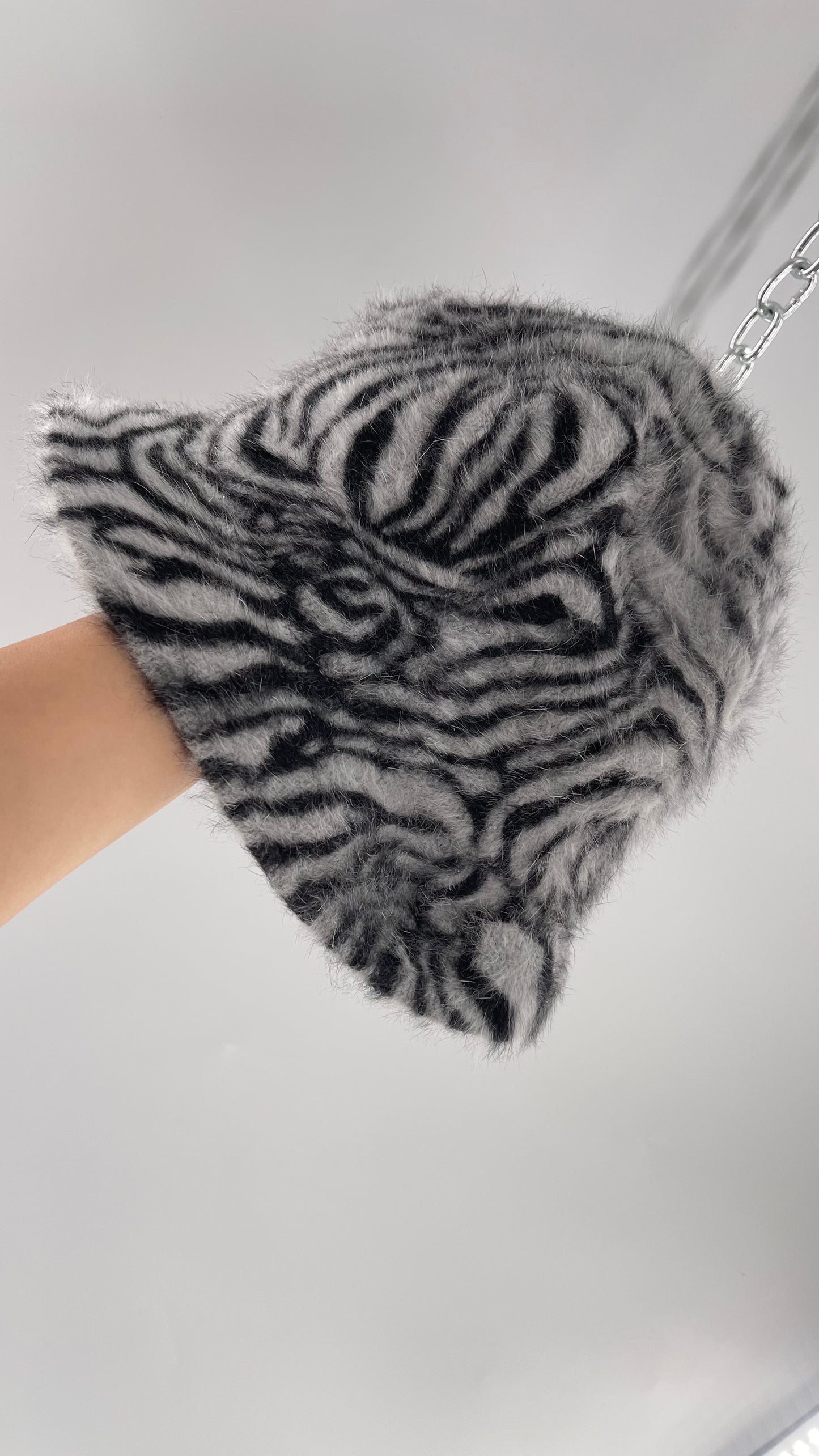 Vintage Designer Filippo Catarzi 80% Angora Zebra Printed Bucket Hat