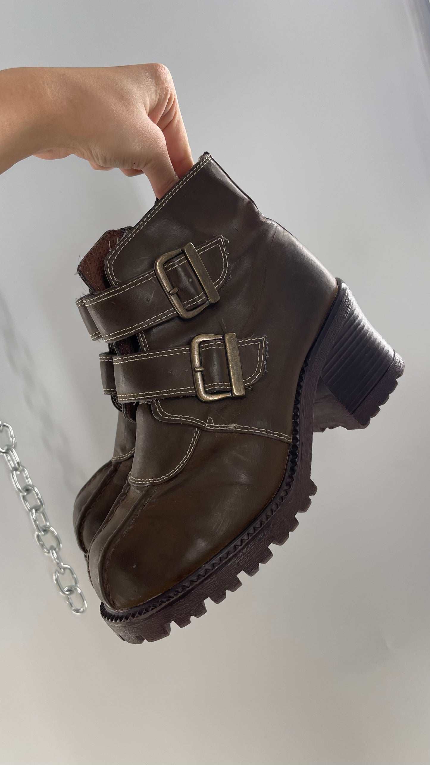 Vintage No Boundaries Brown Chunky Heel Platform Cross Front Buckle Boots (7)