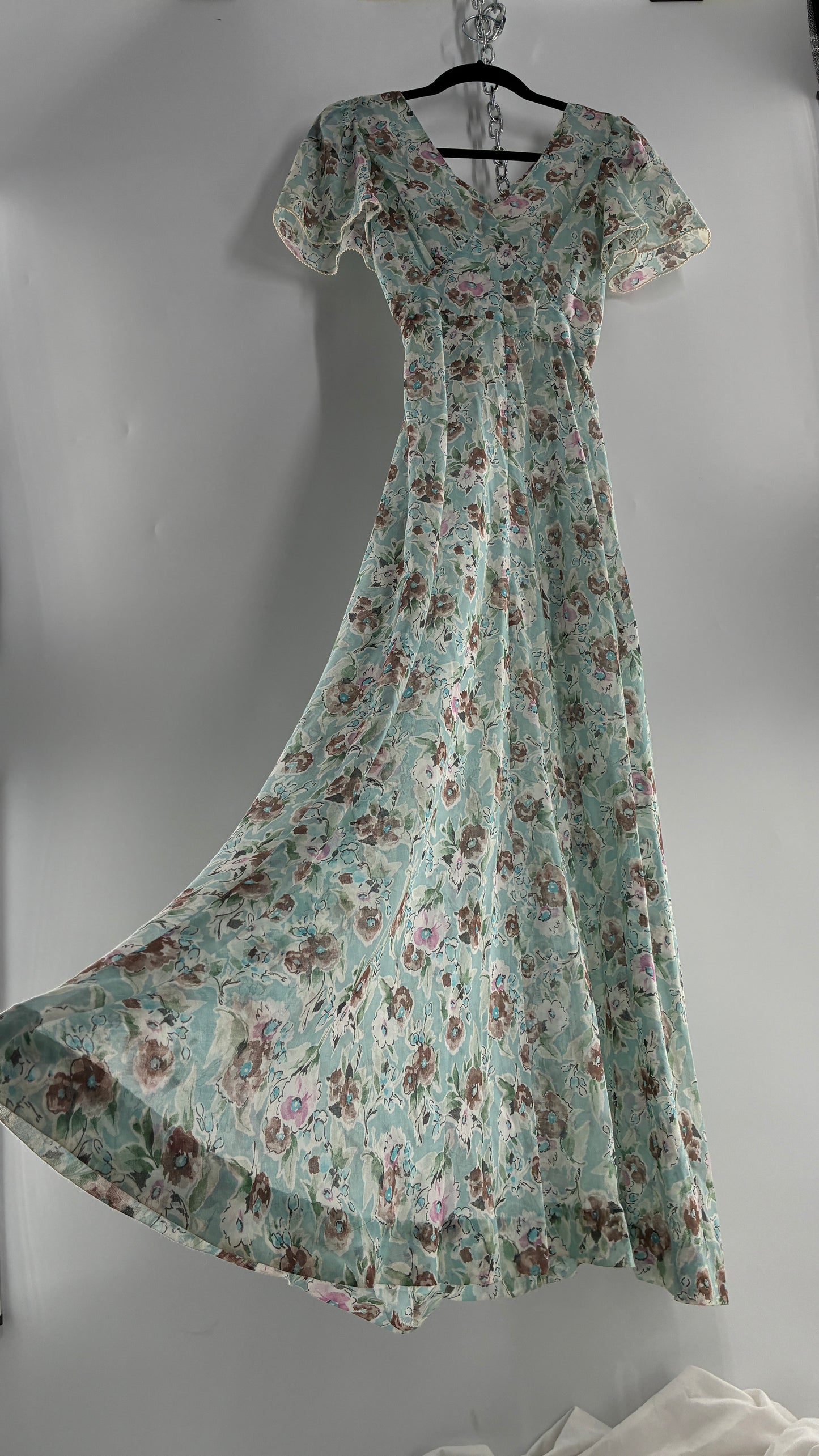 Handmade Vintage PLAIN JANE 1970s Voluminous Floral Gown with Bust Detail and Open Back (XS)