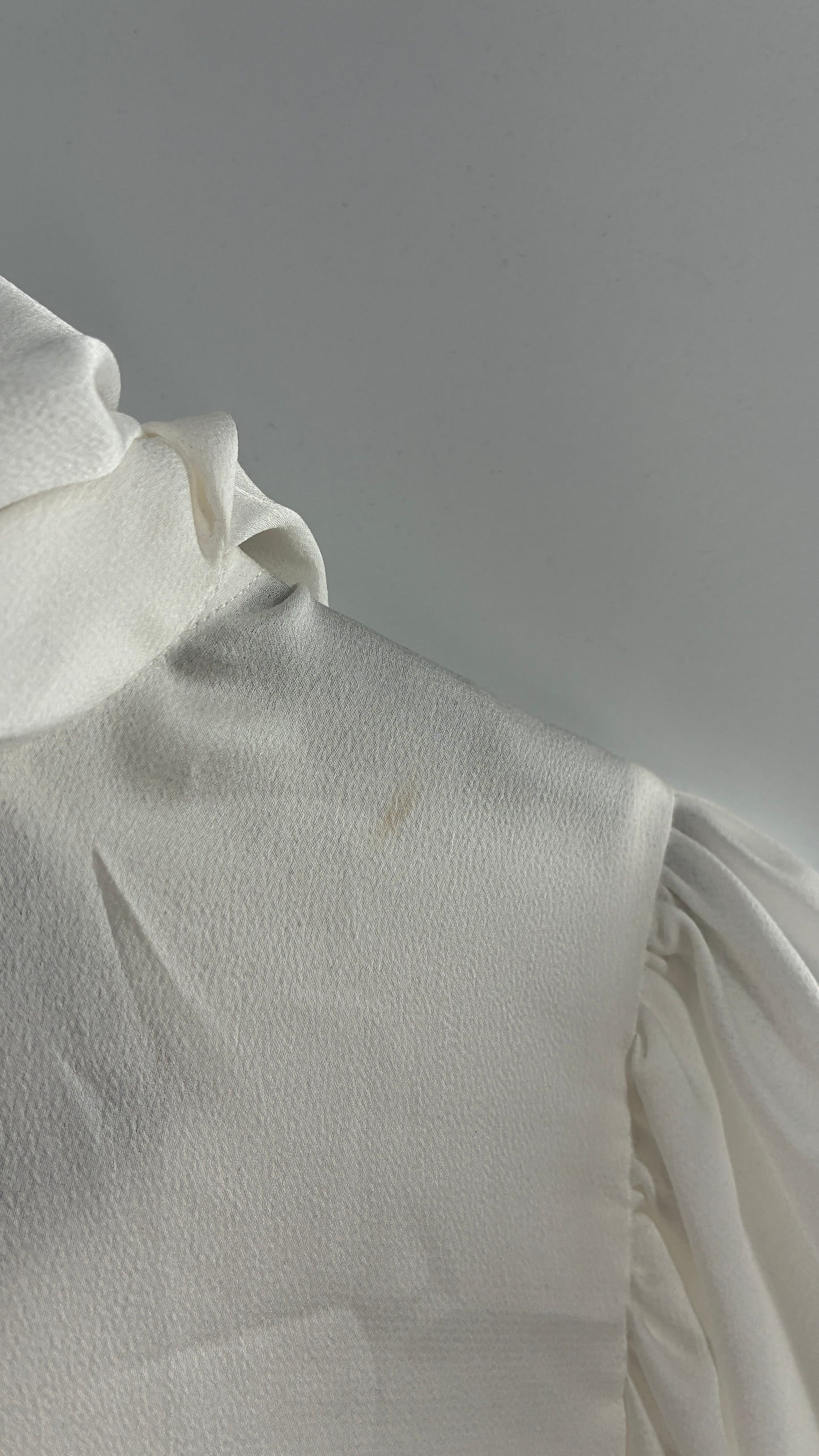 KEEPSAKE Anthropologie White Puff, Balloon Sleeve Blouse with Neck Tie Detail (XS)