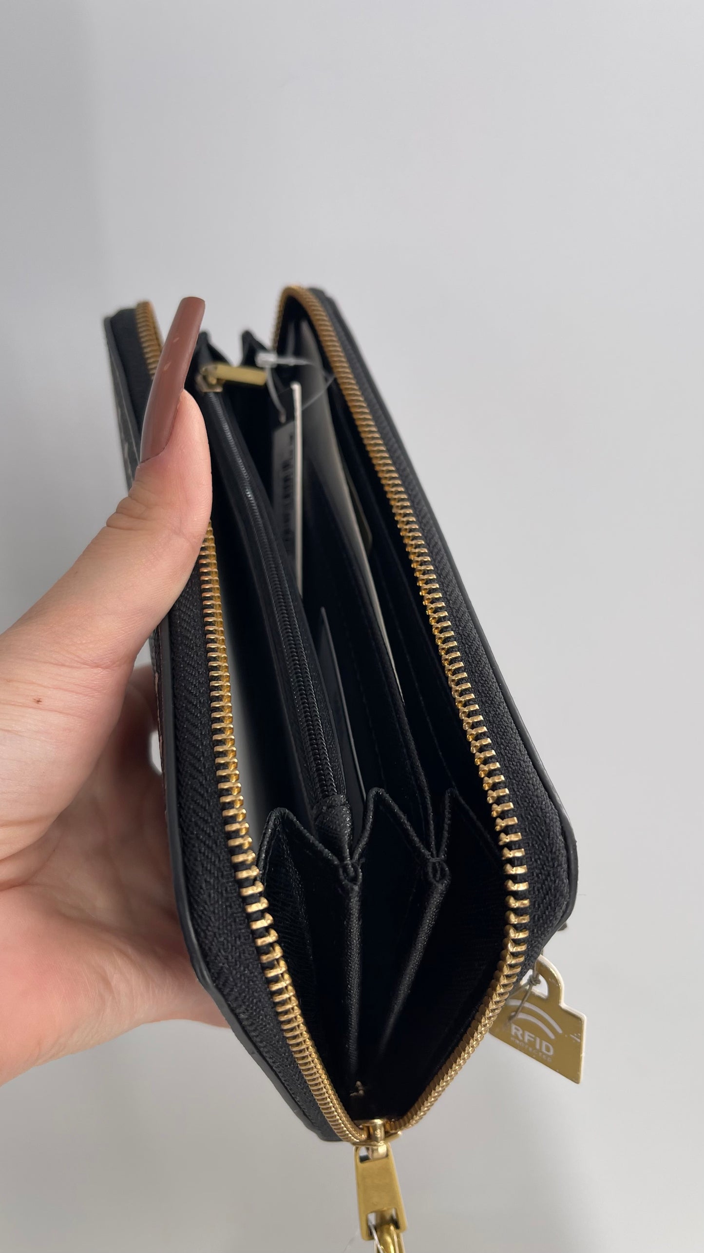 Fossil Black Patterned RFID Protected Wallet with Tags Attached
