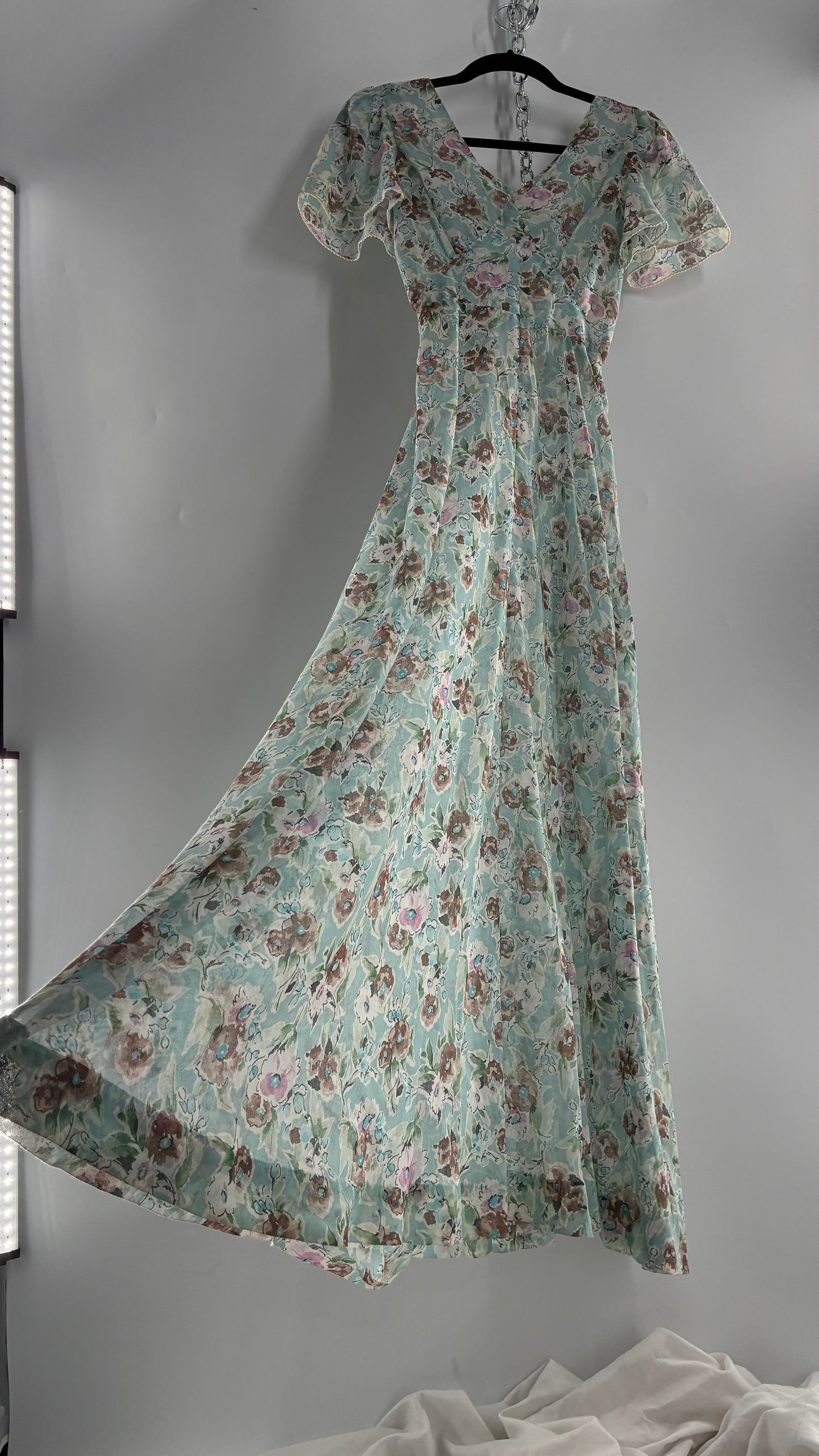 Handmade Vintage PLAIN JANE 1970s Voluminous Floral Gown with Bust Detail and Open Back (XS)