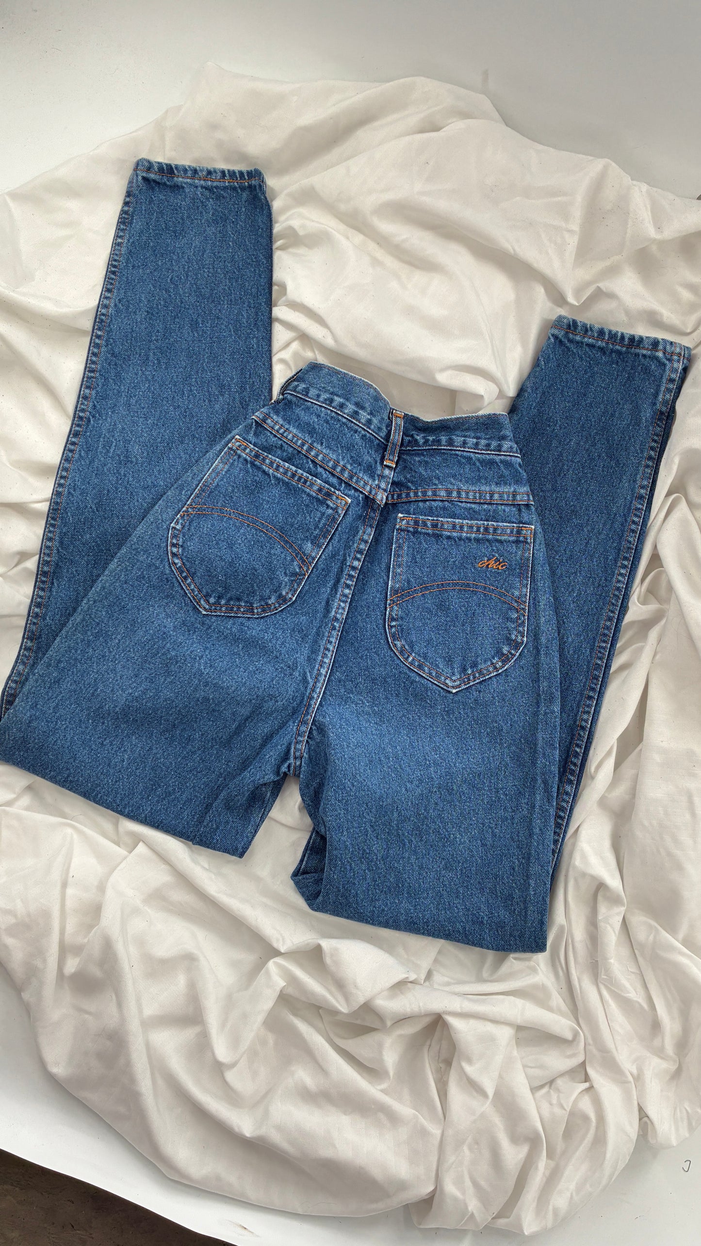 Vintage 1980s CHIC Ultra High Waisted Jeans (5Tall)