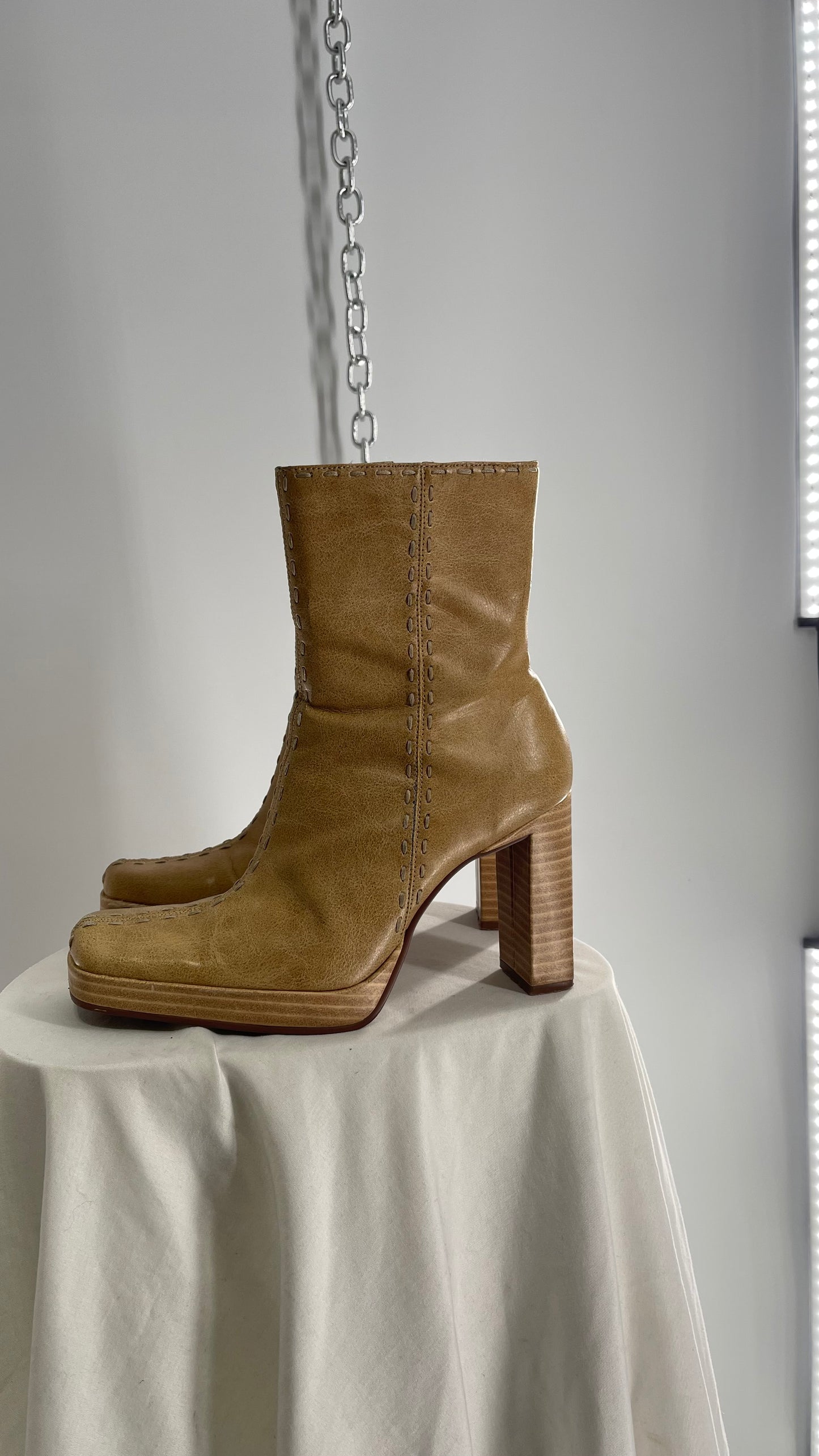 Vintage LEI Tan Square Toe Platform Booties with Stitch Detailing (6.5)