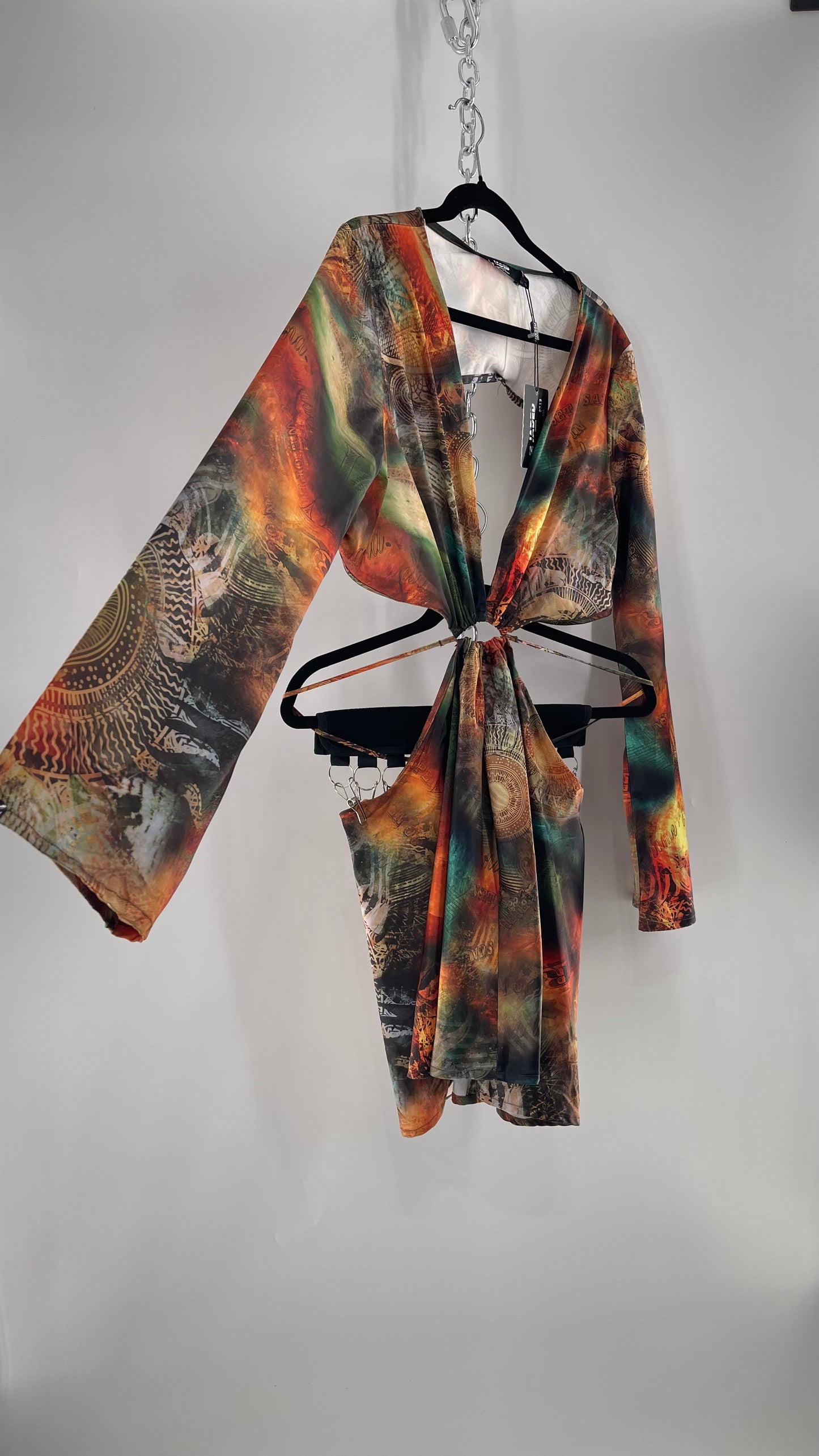 Jaded London Graphic Green, Orange, Yellow Dress with Bell Sleeves, Cut Out Waist and Straps (10)