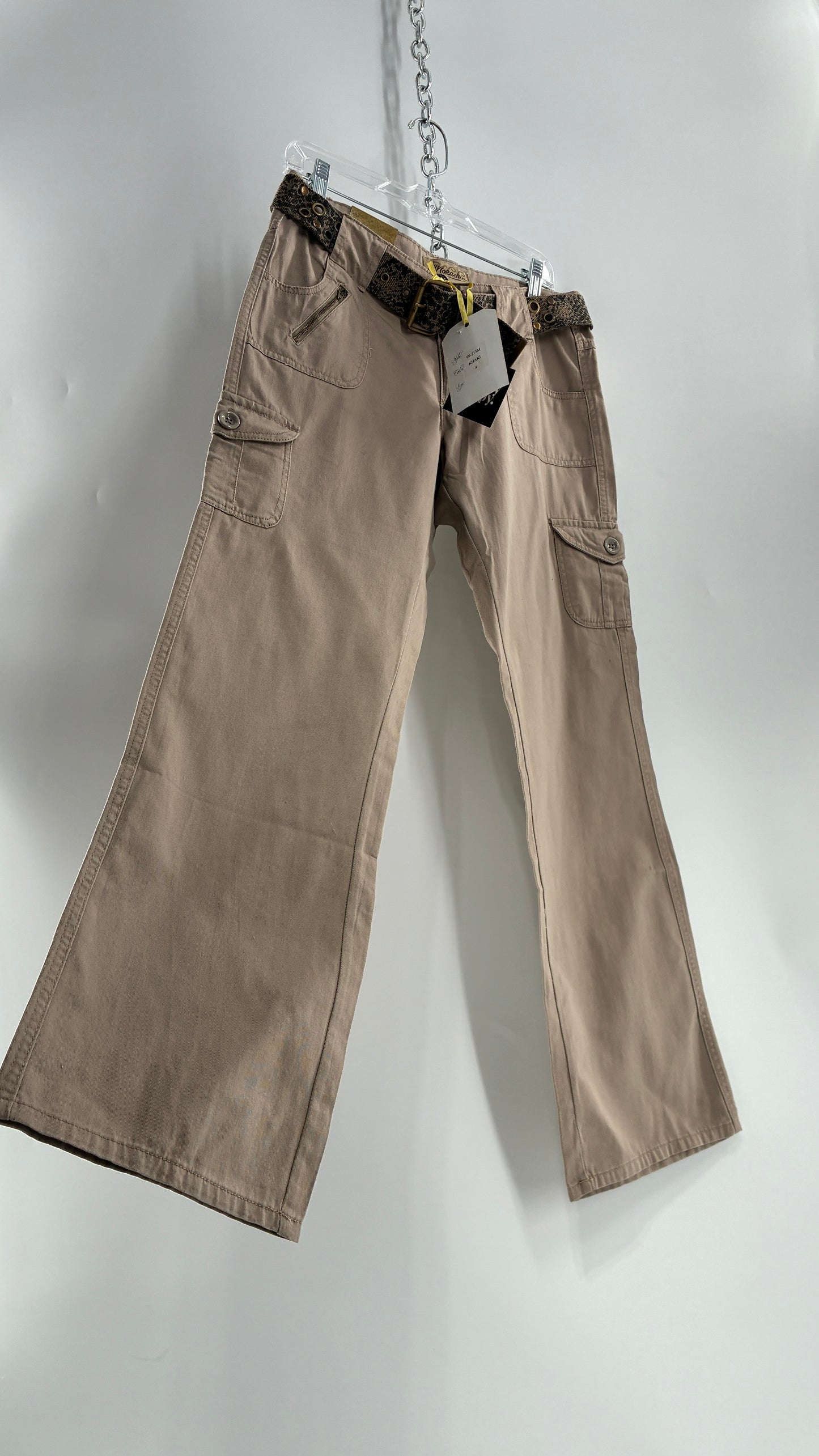 Deadstock Vintage MOKACHINO Tan Low Rise Cargos with Grommet Belt and Zipper Details (4,10)