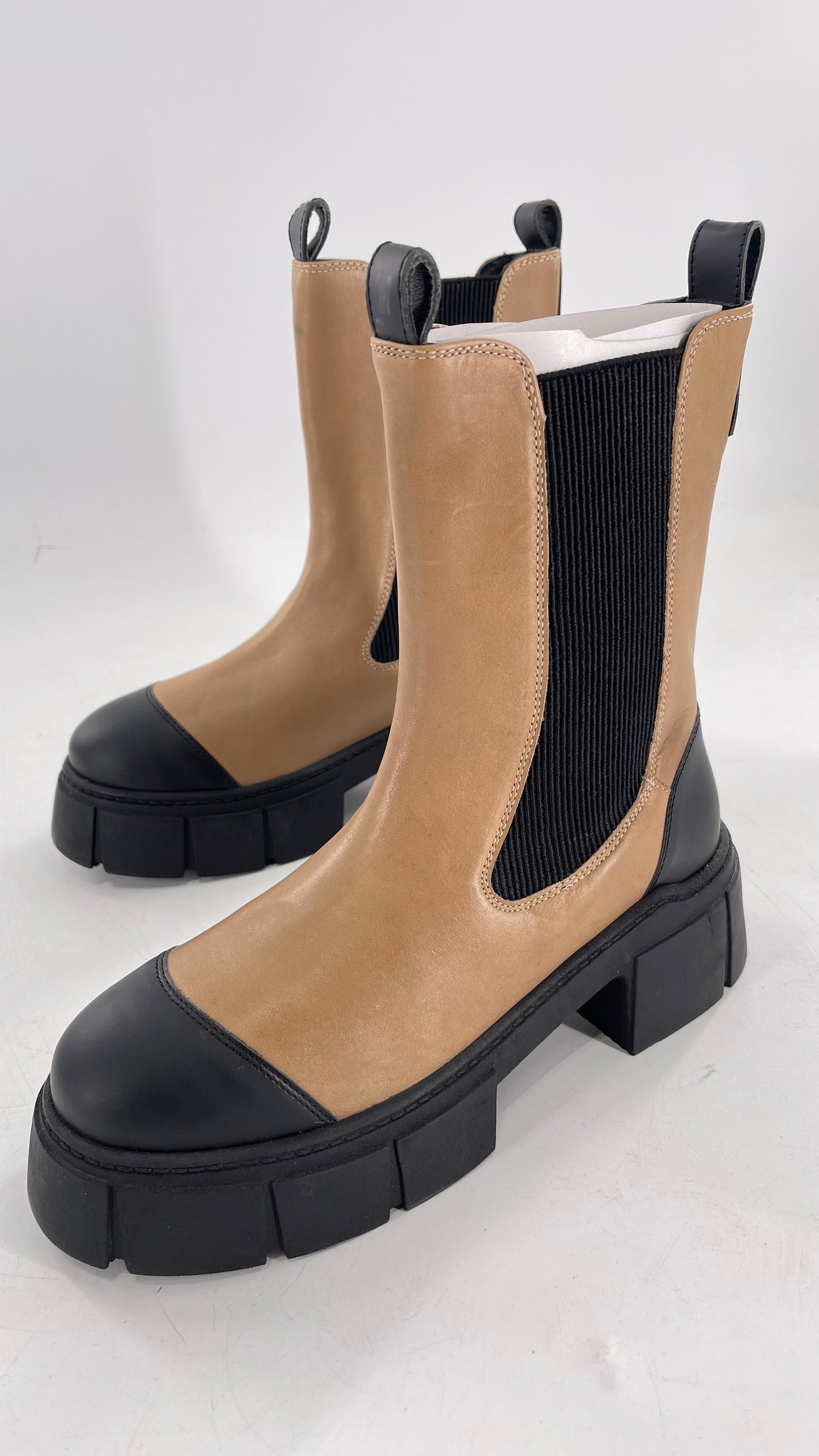 Free People James Chelsea Boot Tan with Chunky Heel and Raised Platform Sole (37.5)