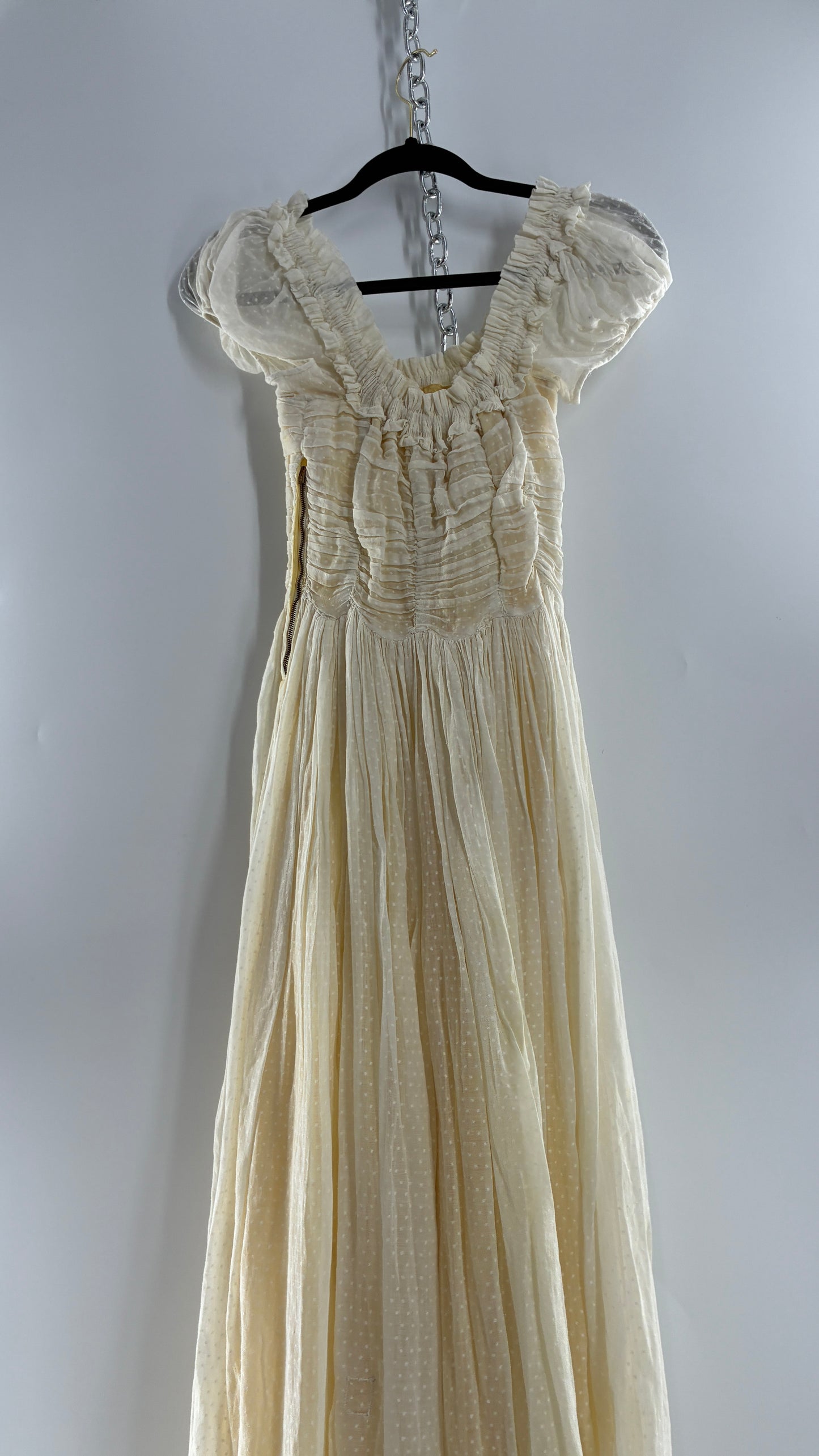 Vintage 1970s Off White Cotton Handmade Maxi Dress with Ruched Bodice, Puff Sleeves, and Polka Dot Texture (XS/S)