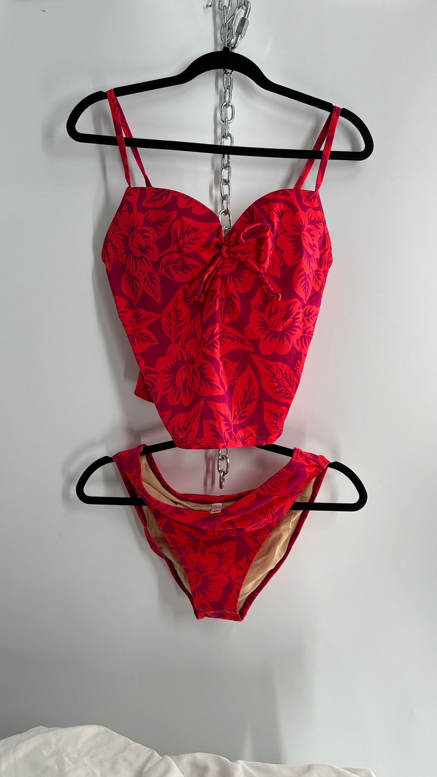 Vintage Victoria’s Secret Tropical Patterned Tankini Set with Underwire (38C, M)