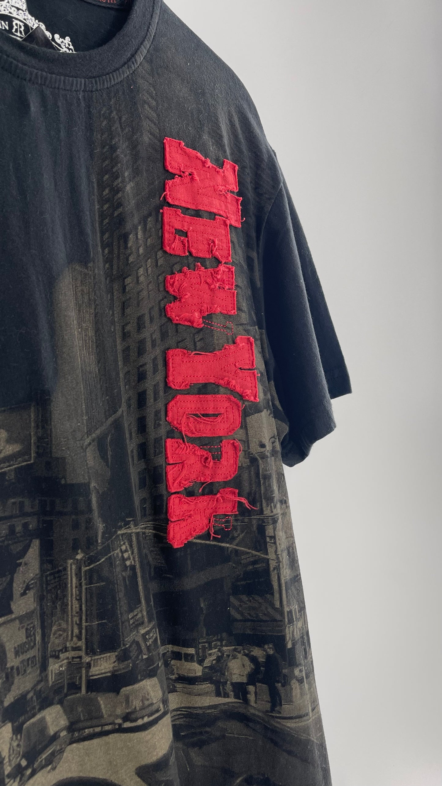 Deadstock Vintage Robin Ruth New York T Shirt (Large)