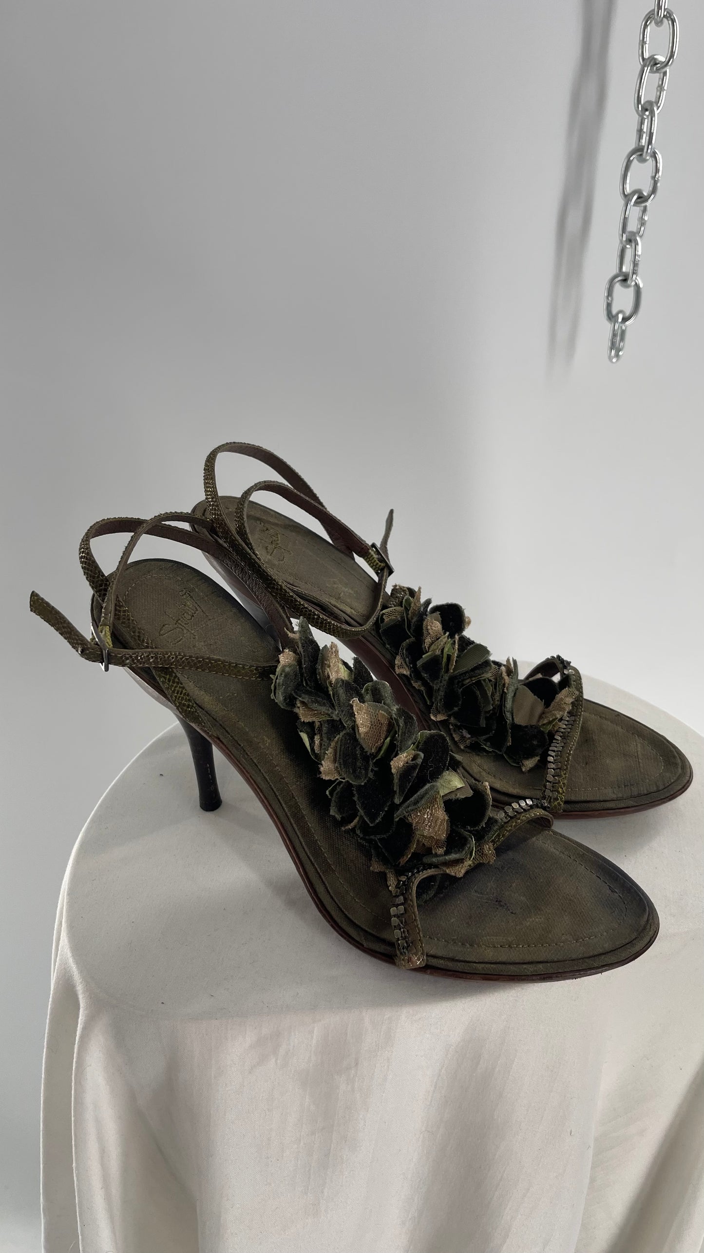 Vintage 1990s Italian Studio Designer Heel Forest Nymph, Mixed Texture Rosette Detailing with Leather Straps and Sole (8.5)