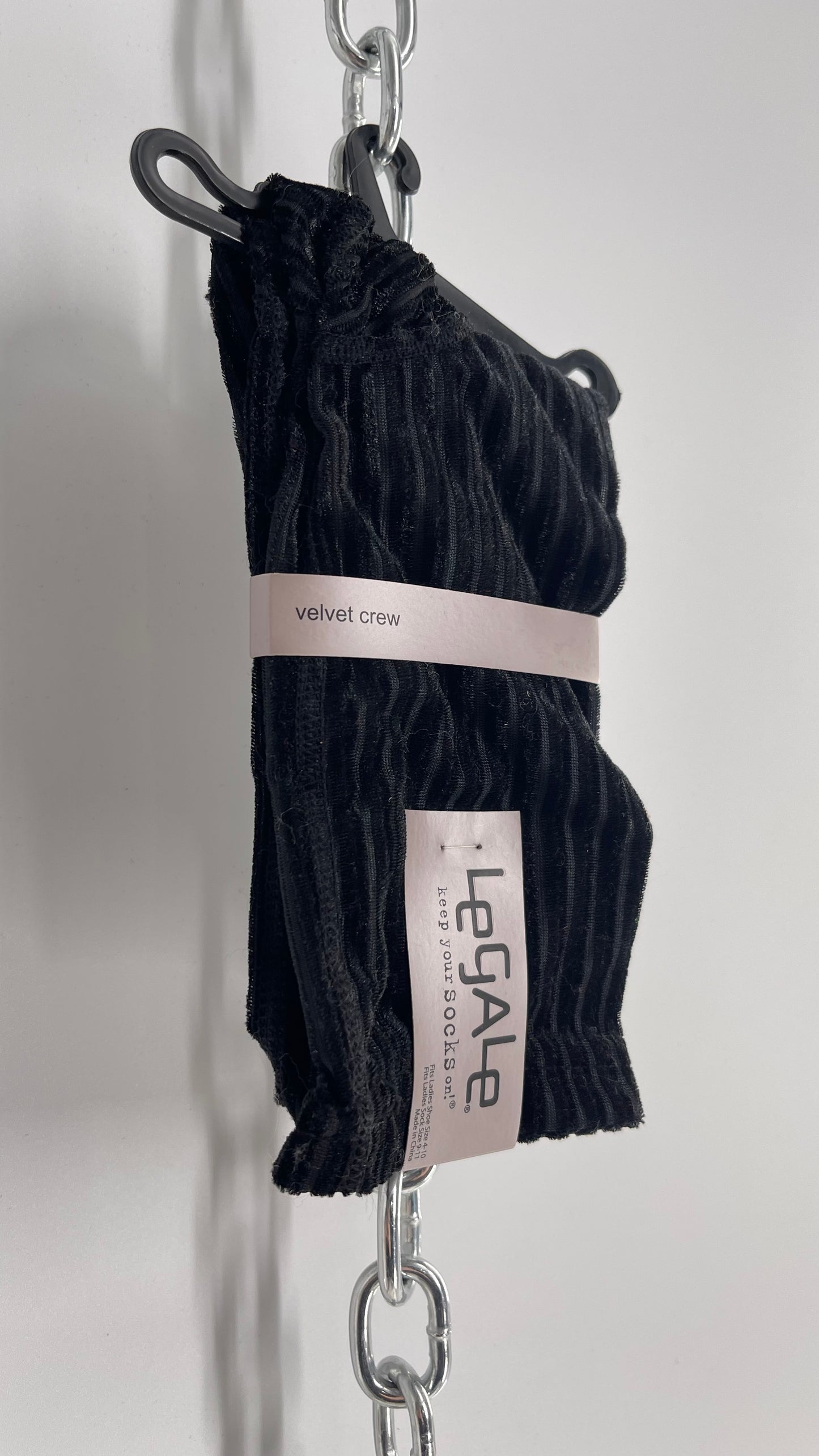 LeGALe Velvet Ribbed Crew Socks