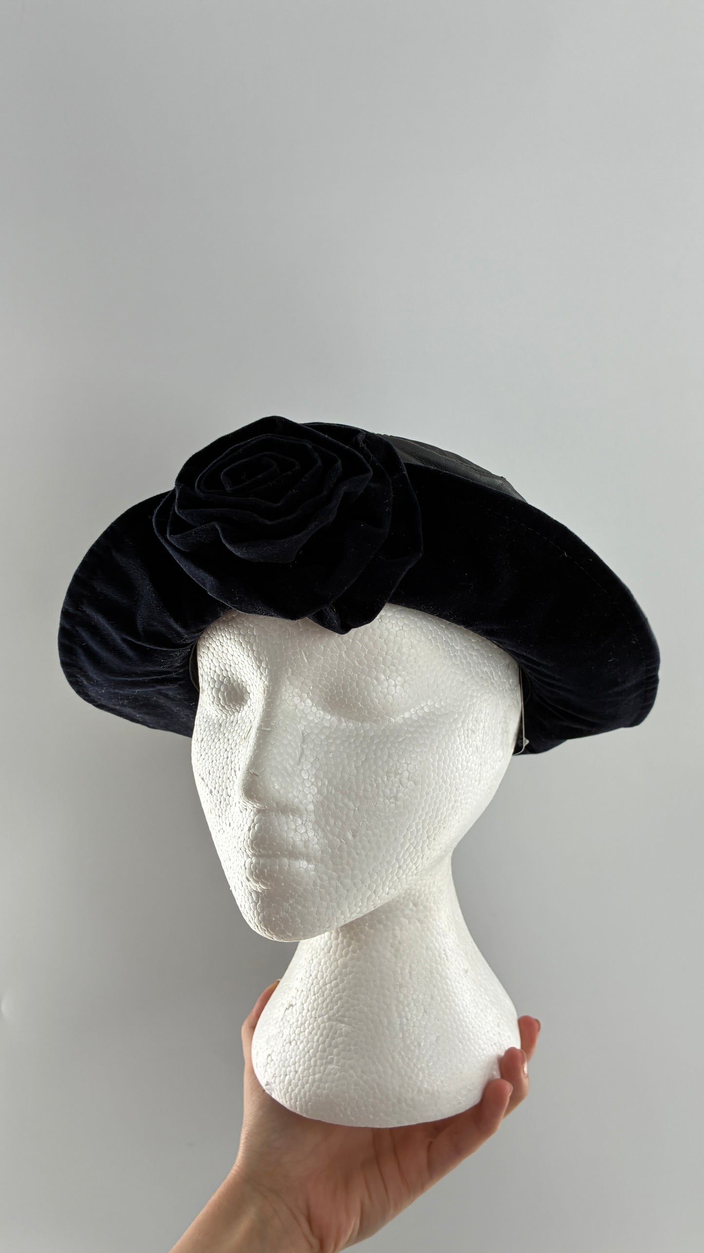 Vintage HENSCHEL HAT CO Missouri Leather Bucket Hat with Rosette (Medium)
