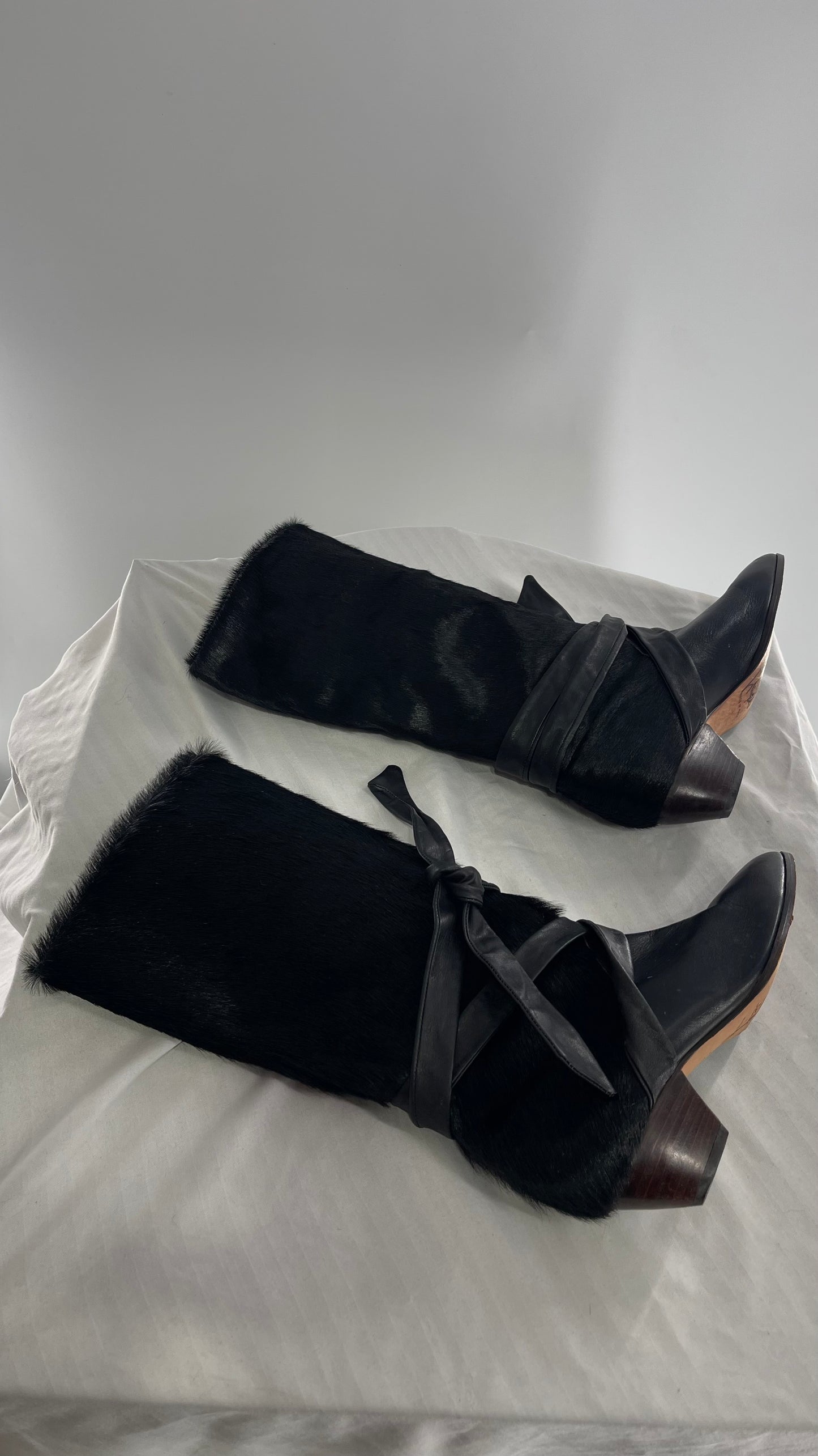 Vintage Nickels Black Italian Fur Boot with Leather Straps (7)
