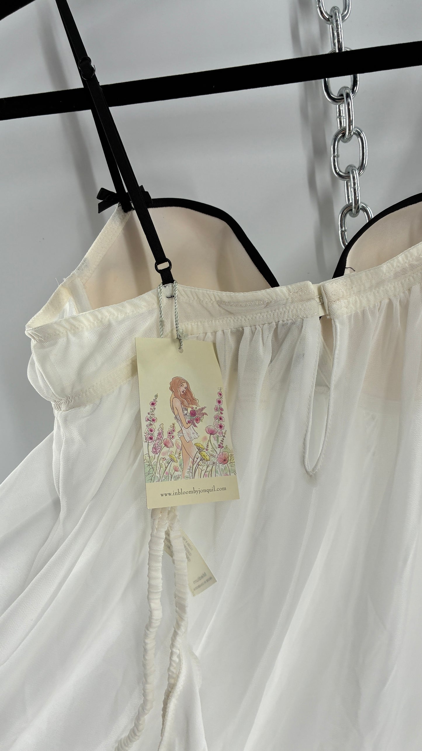 Deadstock Vintage In Bloom Babydoll Camisole and Thong Set with Tags (Medium)