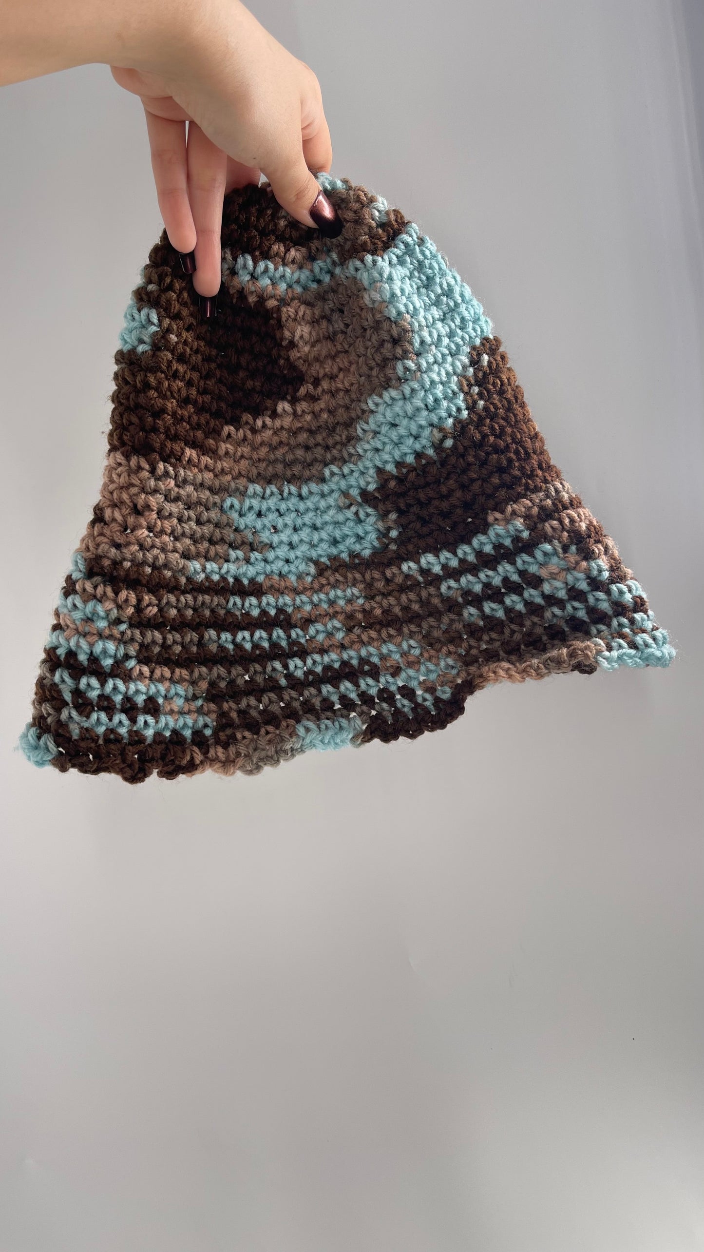 Vintage Hand knit Bucket Hat Blue/Brown