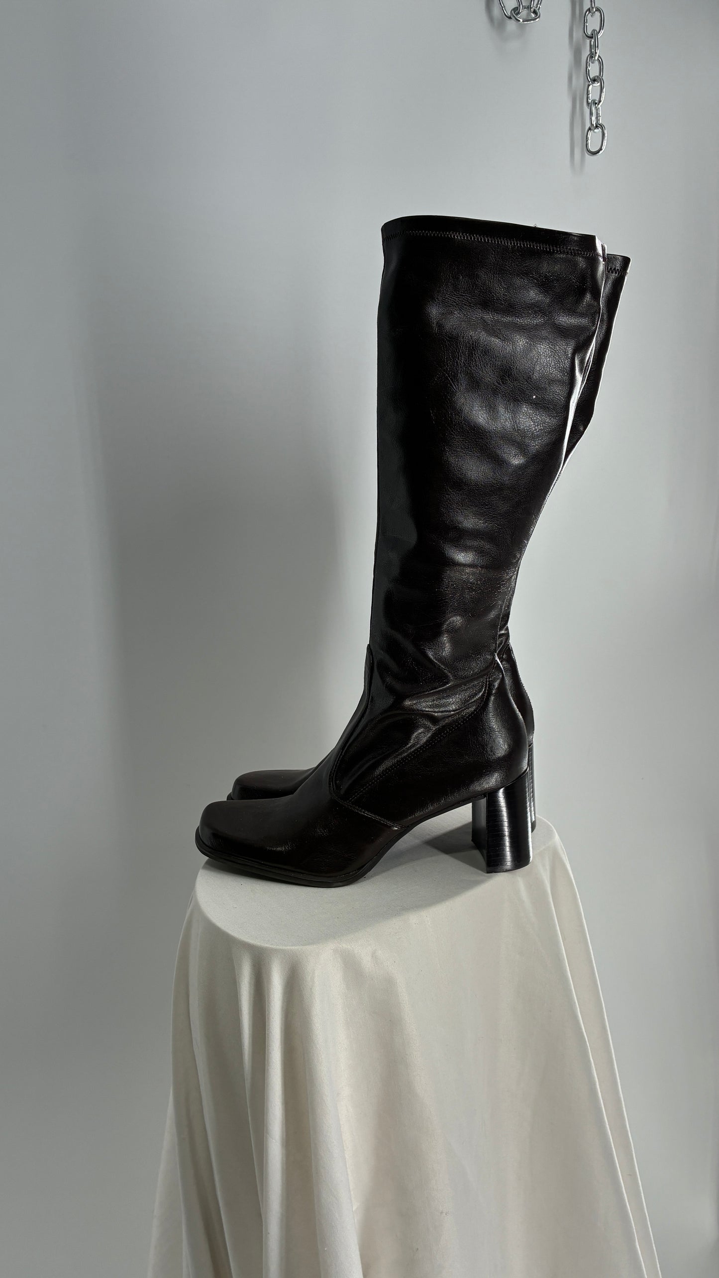 Vintage FRANCO SARTO Made in Brazil Square Toe Knee High Boots with Block Heel (8.5)