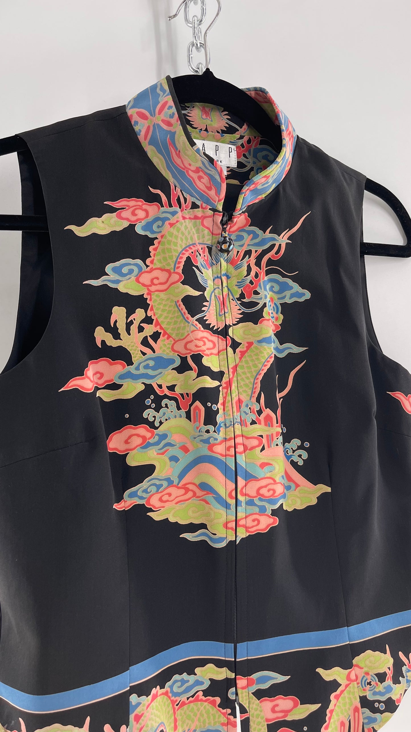 Vintage 1990s TAPP NEW YORK 100% Dragon Graphic Zip Front Crop Sleeveless Vest Top Silk (Medium)