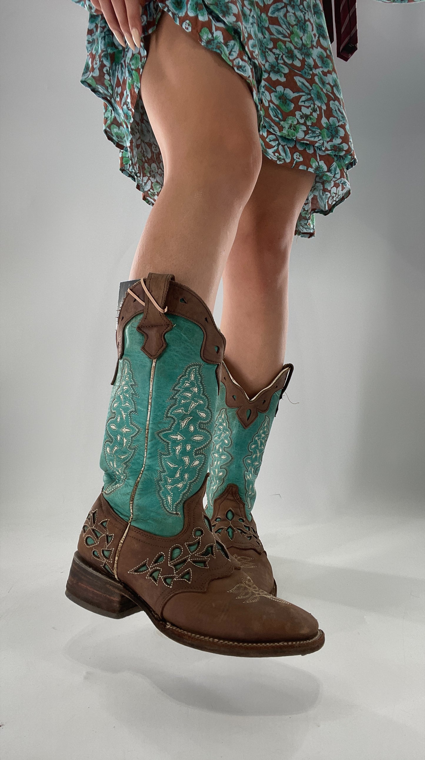 Porto Rebelde Turquoise Blue and Brown Leather Lazer Cut Embroidered Boots (6.5)
